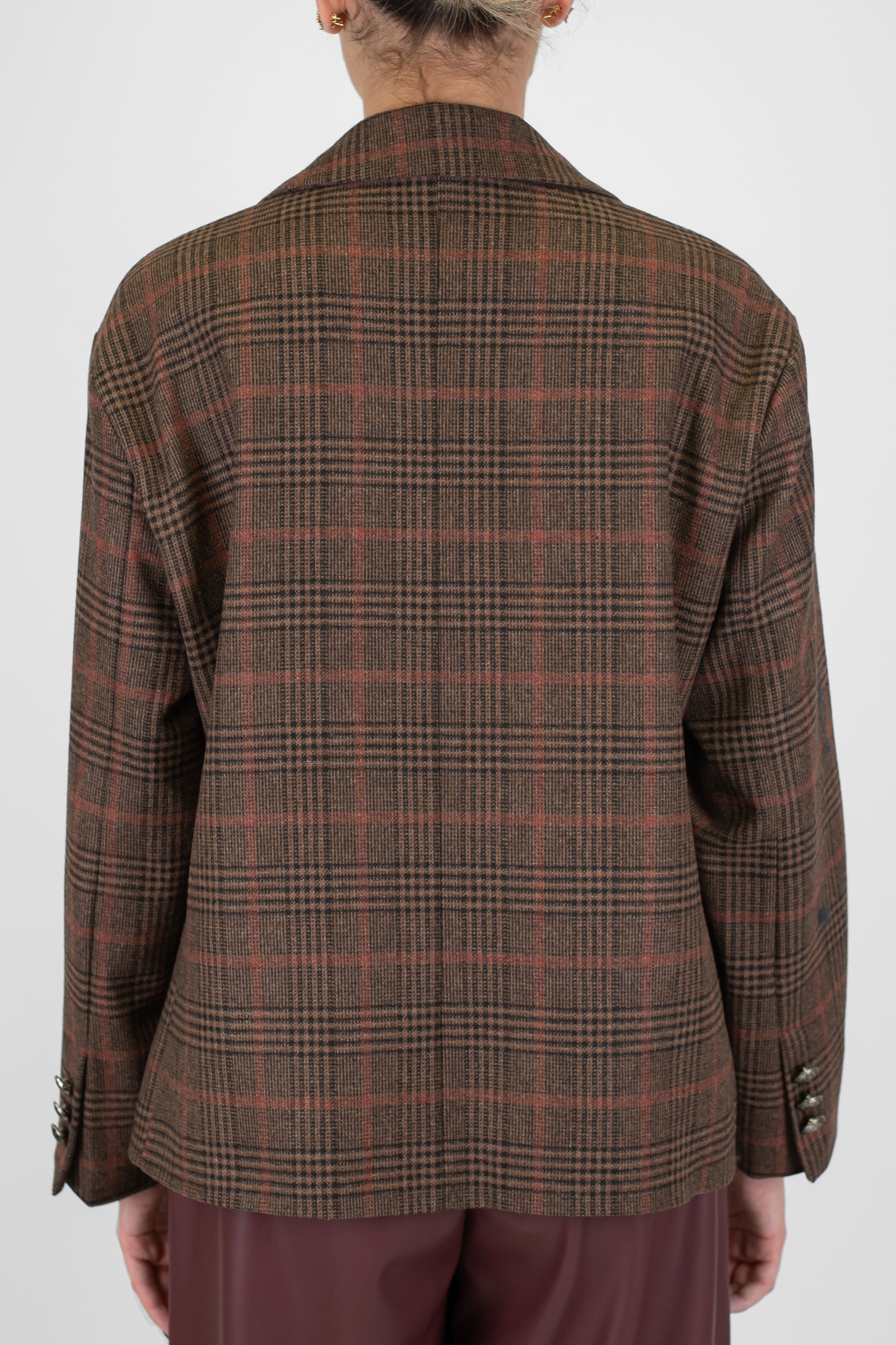 Tensione in -Giacca doppiopetto a scatola in misto lana con spille