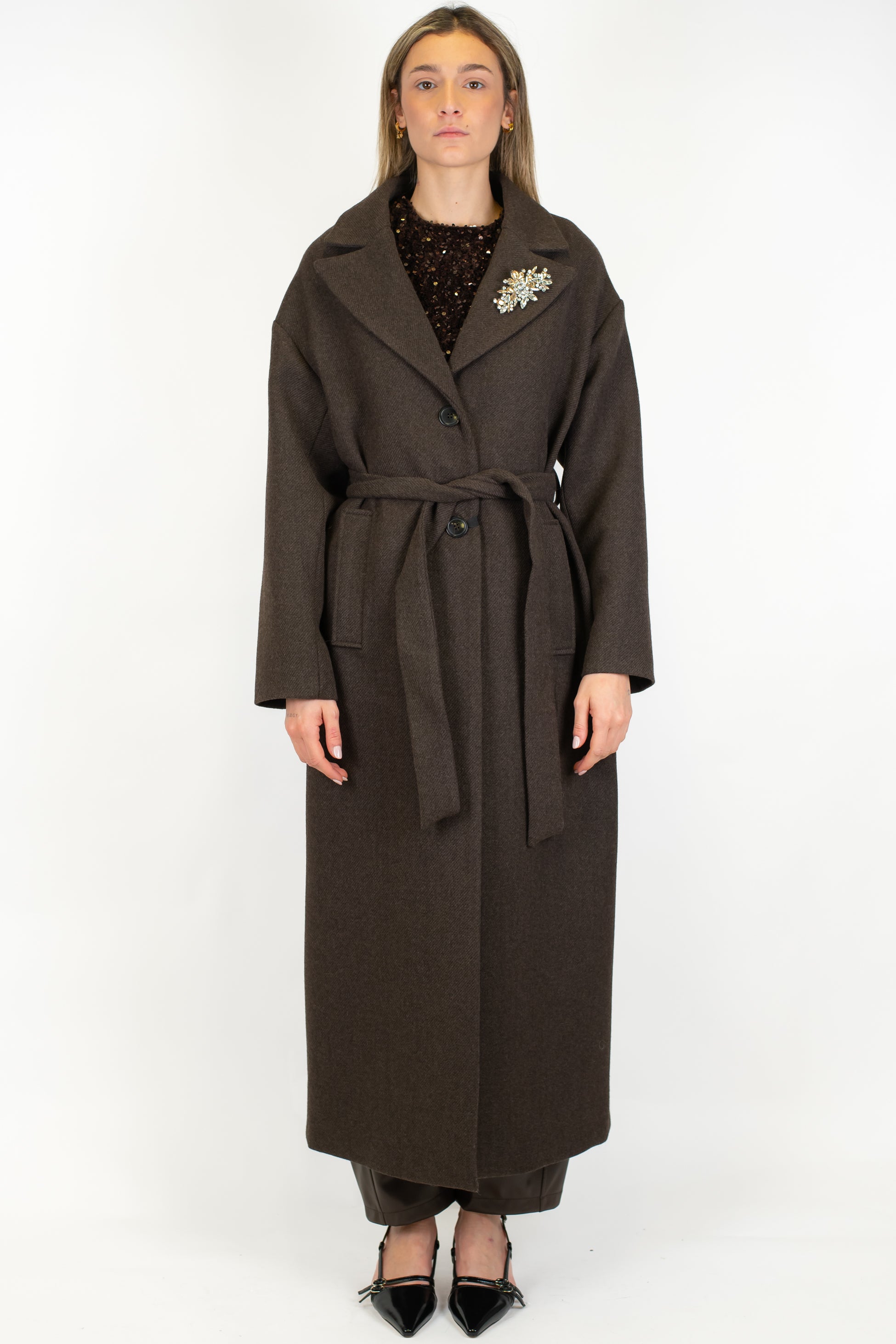 Maryley - Cappotto lungo fantasia diagonale con spilla gioiello e cintura in tessuto