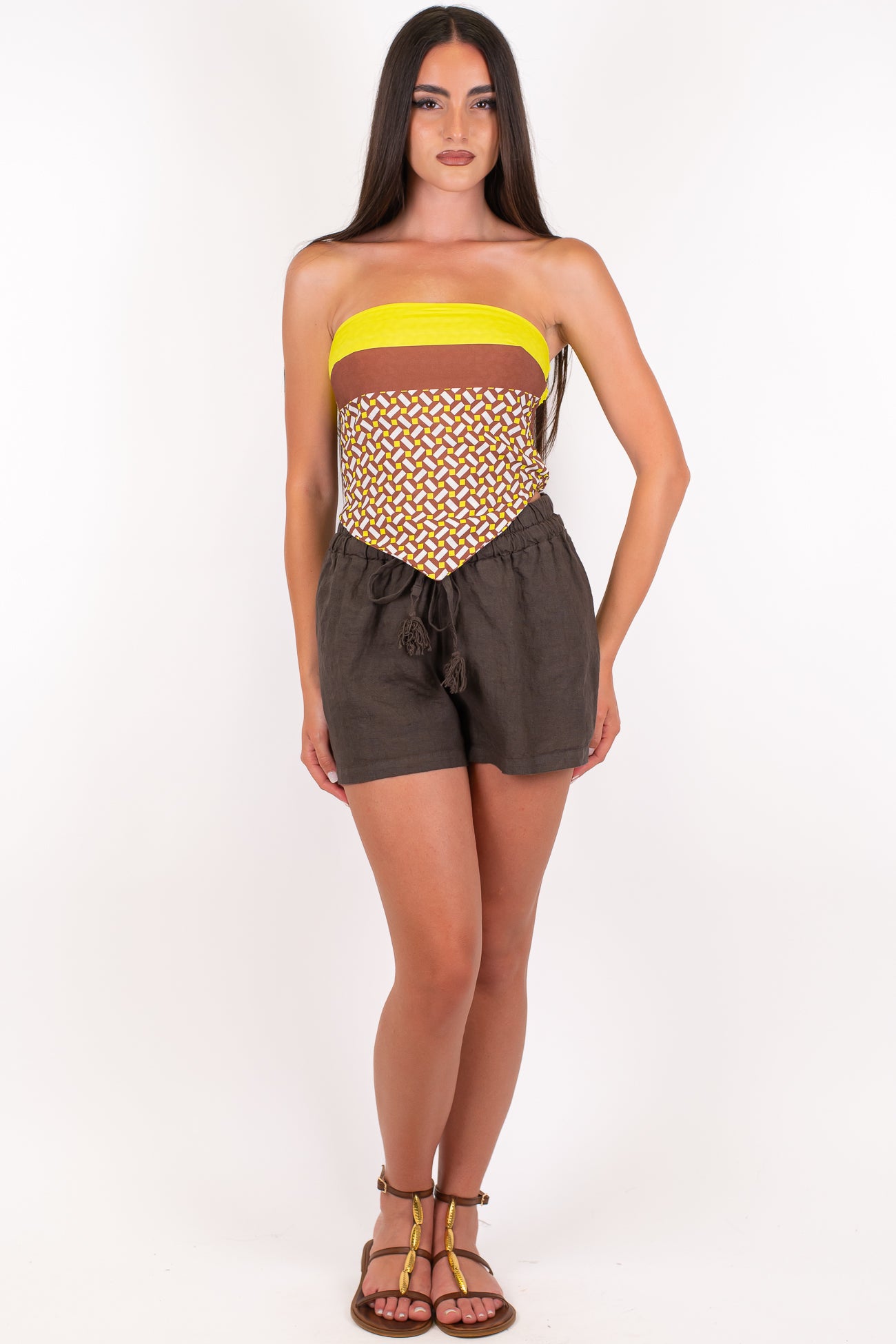 Tensione in - Shorts in puro lino con coulisse