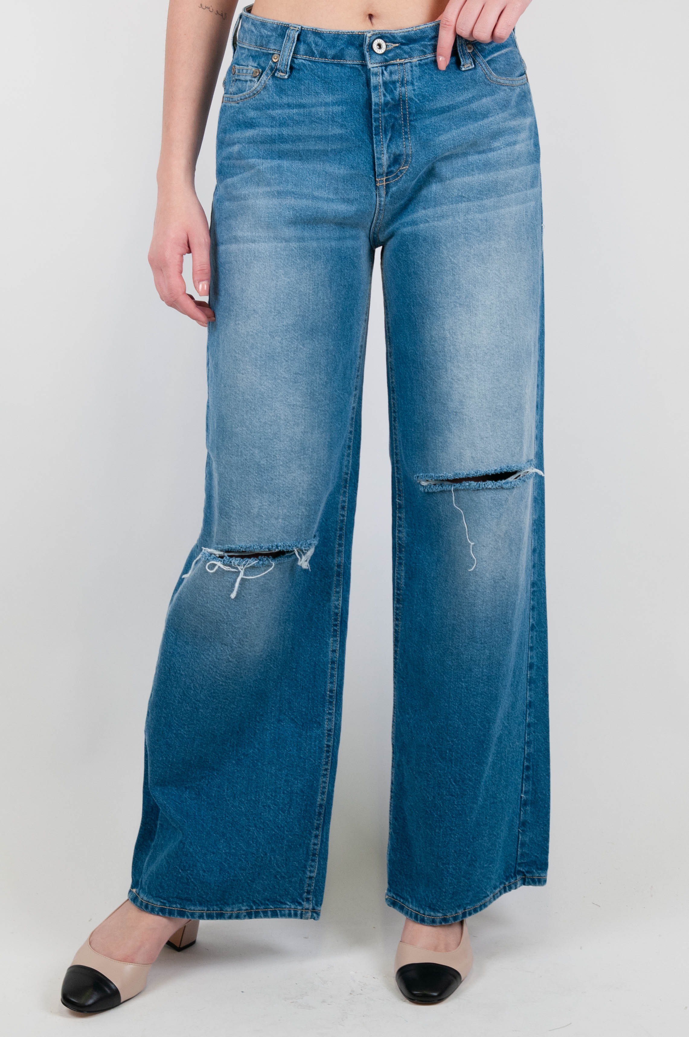 Please - Jeans palazzo con rotture sul ginocchio