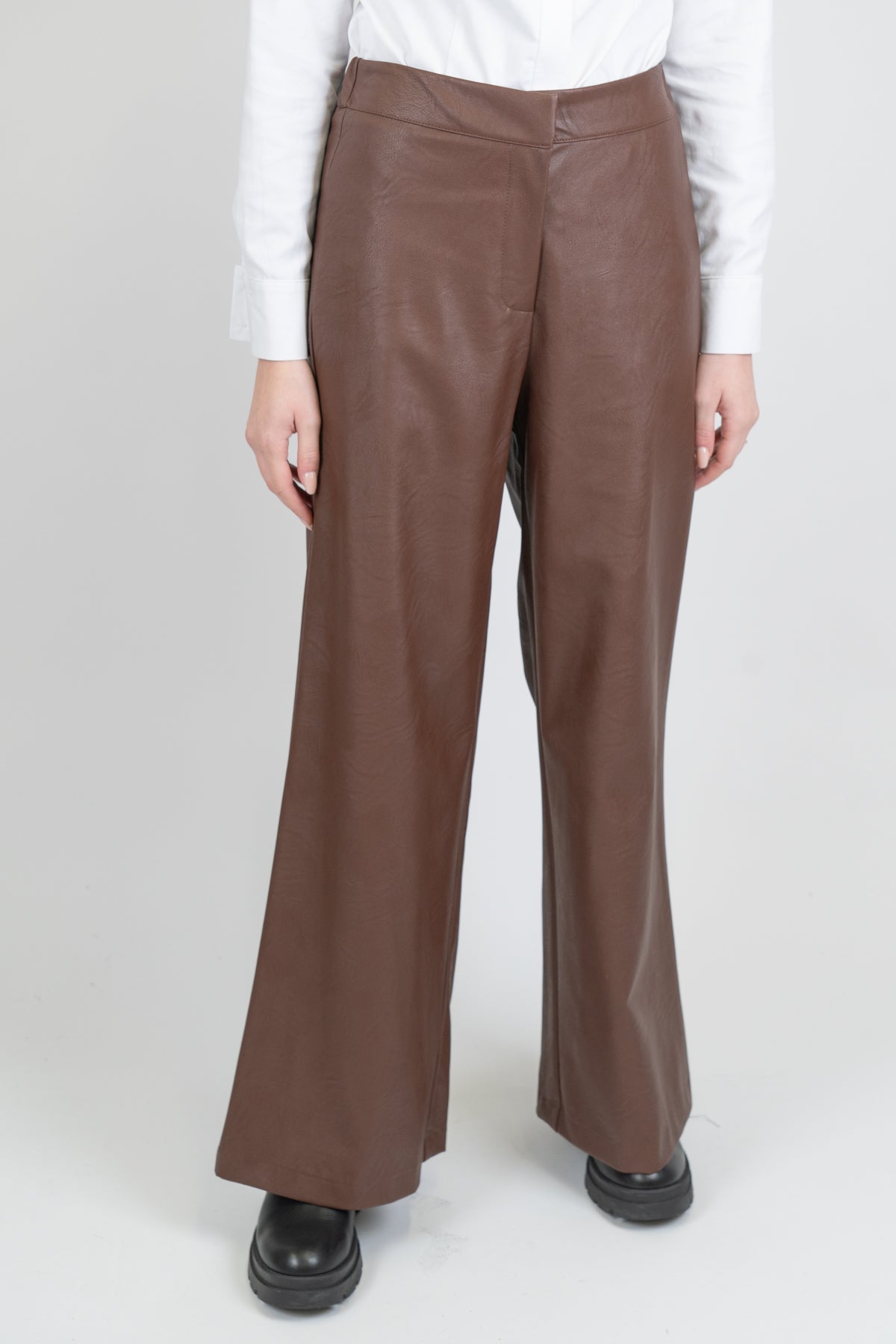 Dixie - Pantalone palazzo ecopelle con elastico sul retro