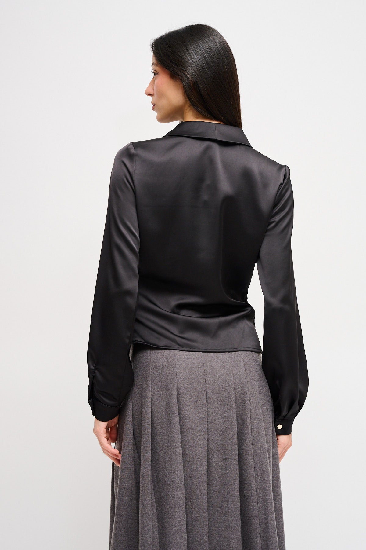 Maryley - Blusa con drappeggio e fondo asimmetrico