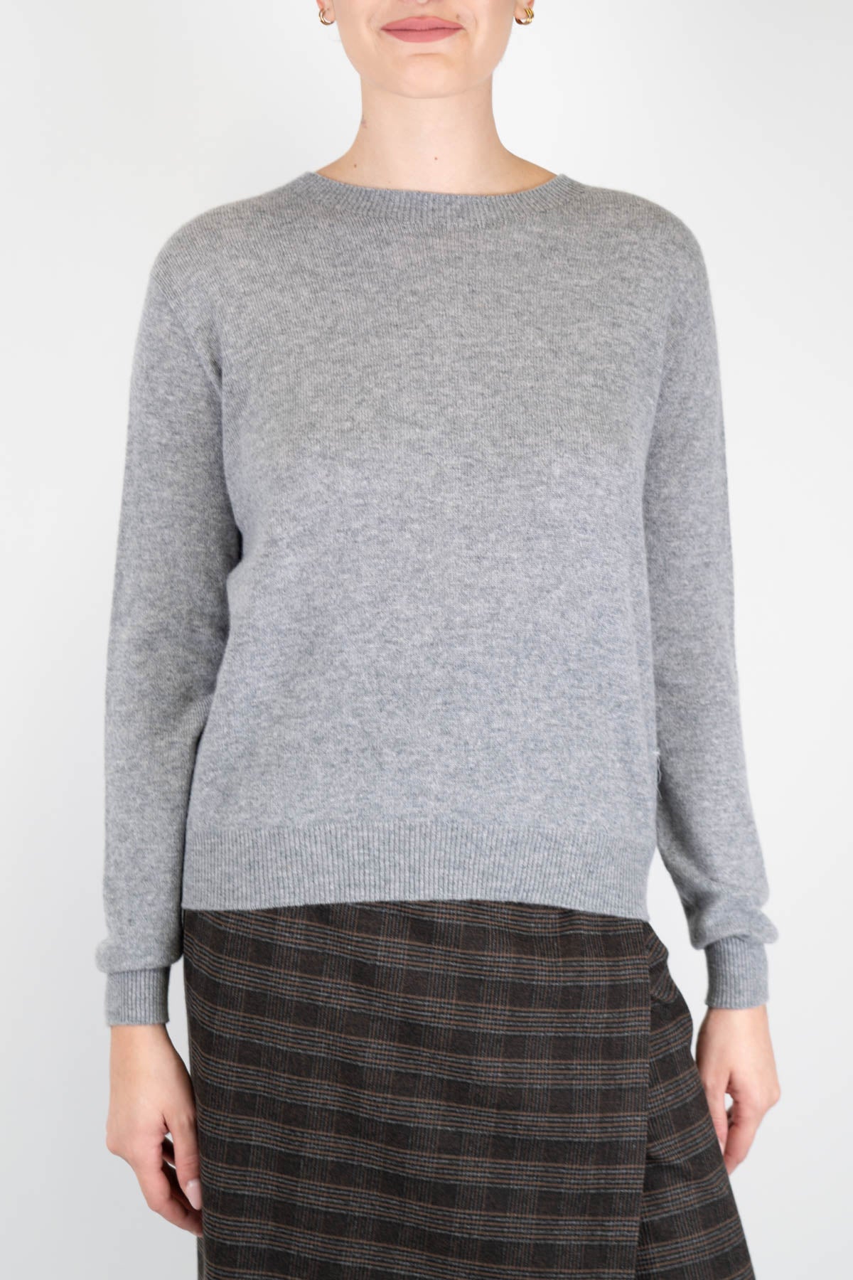 Tensione in - Maglia girocollo in 100% puro cashmere