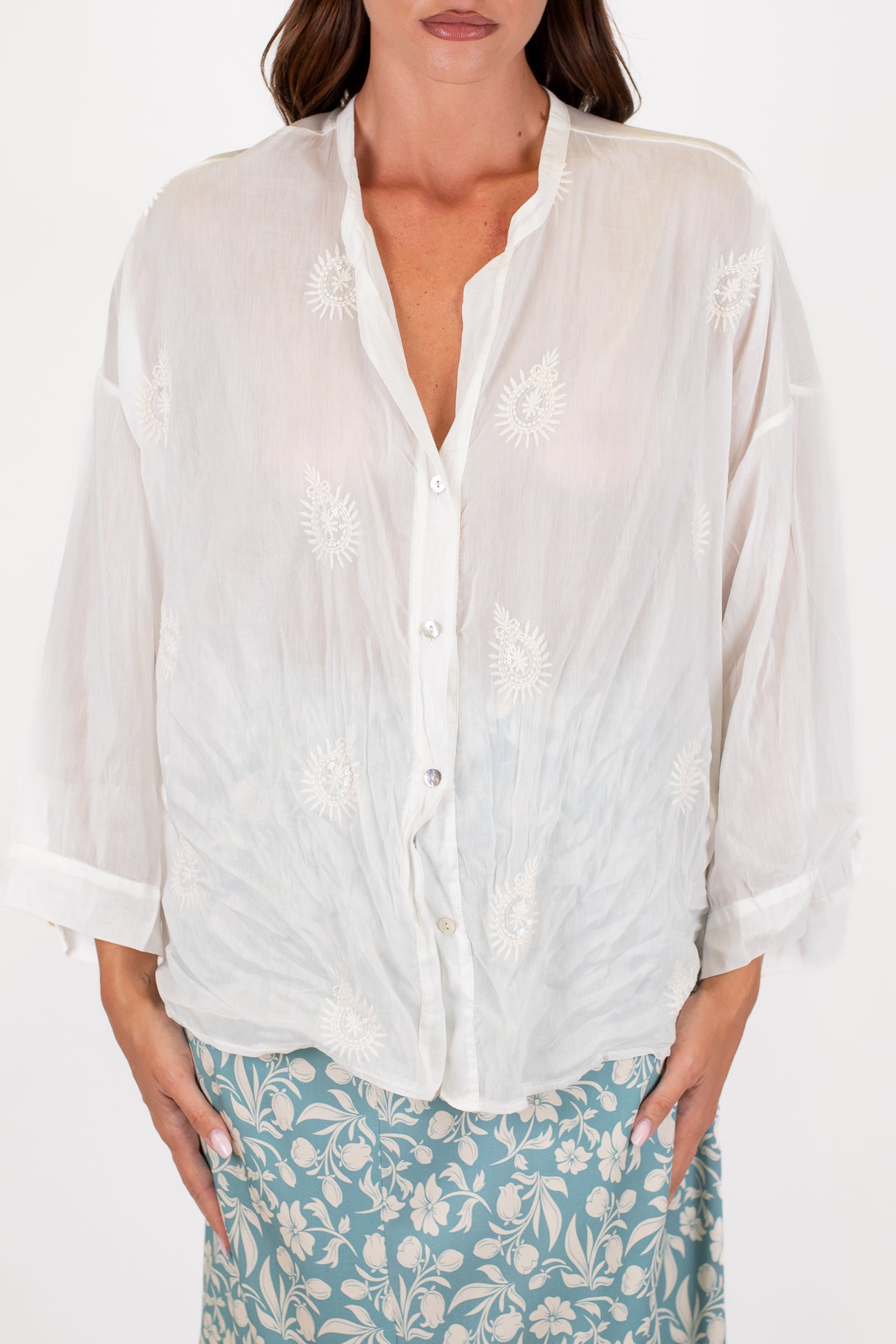 Motel - Camicia in misto mussola di cotone e seta con ricami e micropaillettes