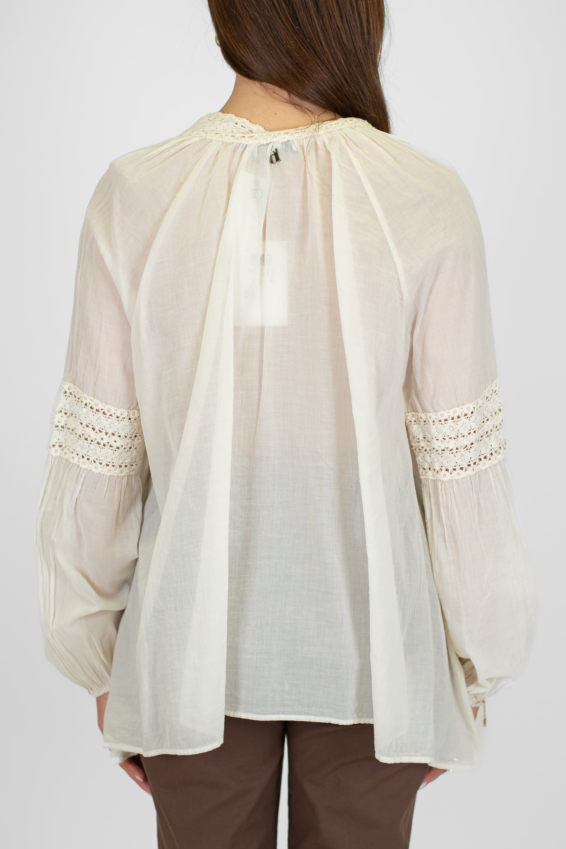 Dixie - Camicia in mussola di cotone scollo V con nappine e crochet