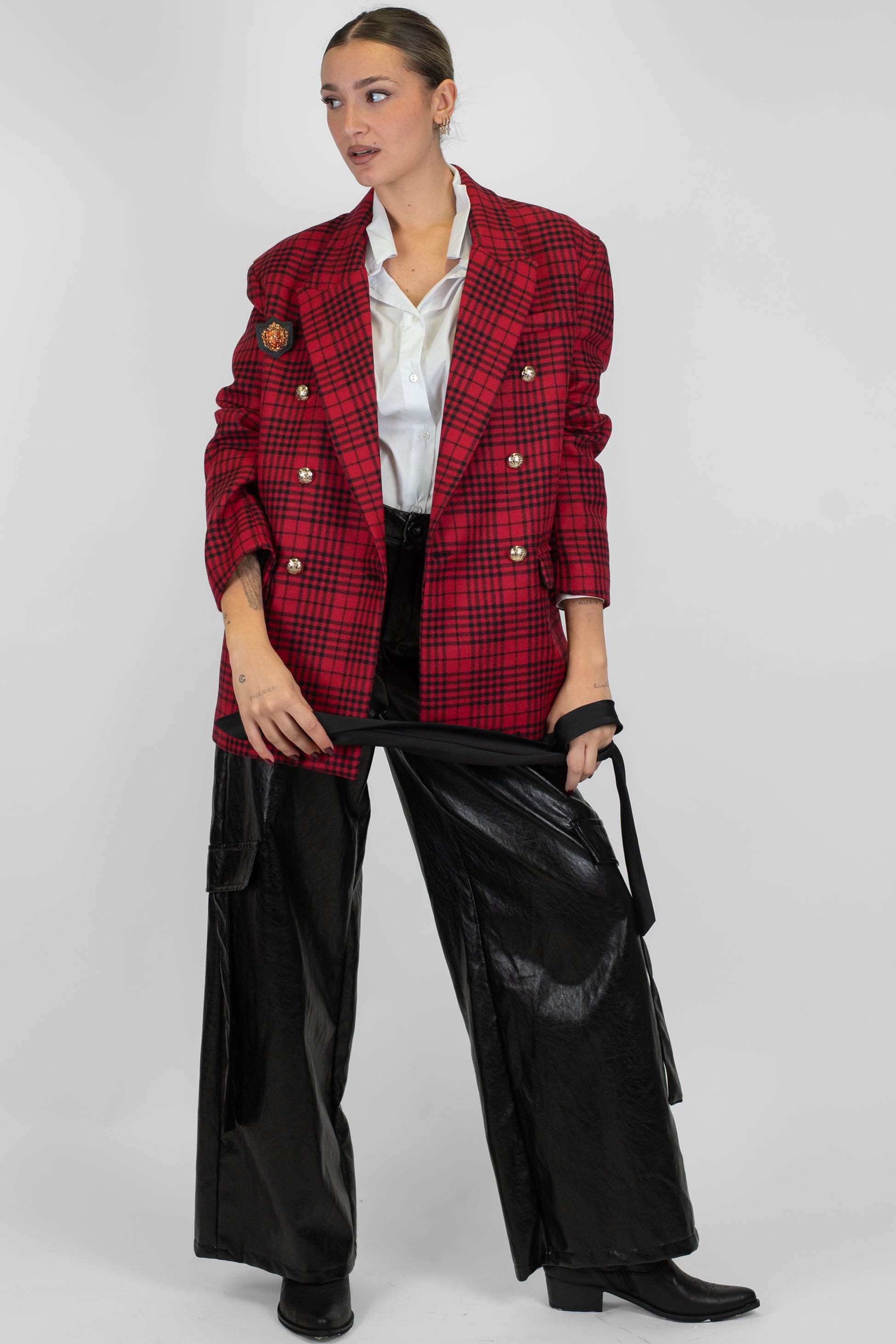 Tensione in - Blazer doppiopetto fantasia quadri in pura lana spilla stemma sul petto