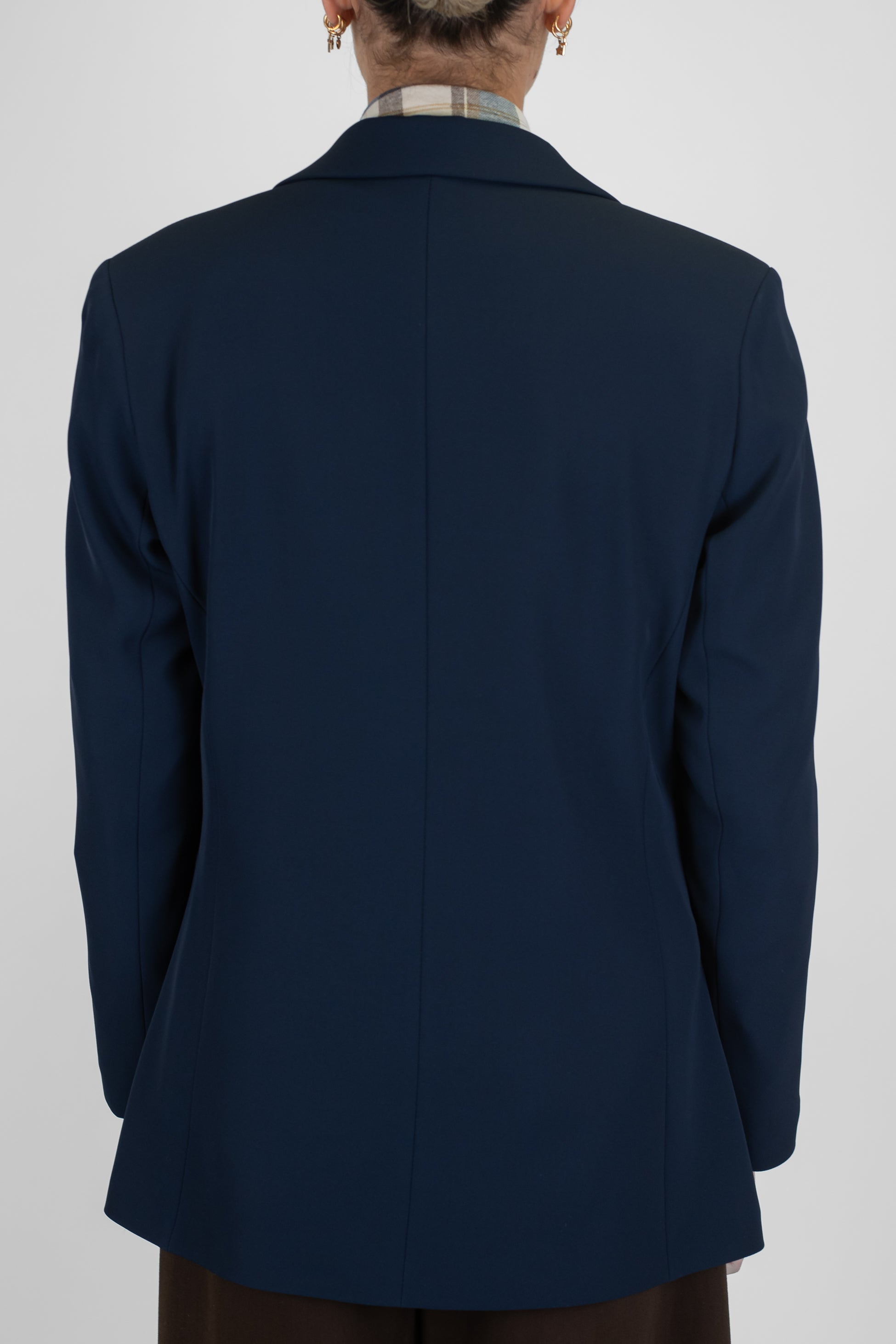 Tensione in - Giacca monopetto in tessuto fluido con rever a lancia