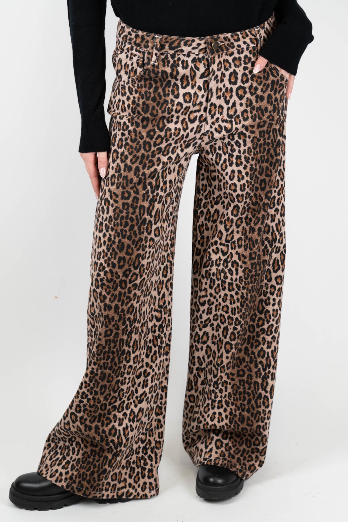 Tensione in - Pantalone palazzo fantasia animalier