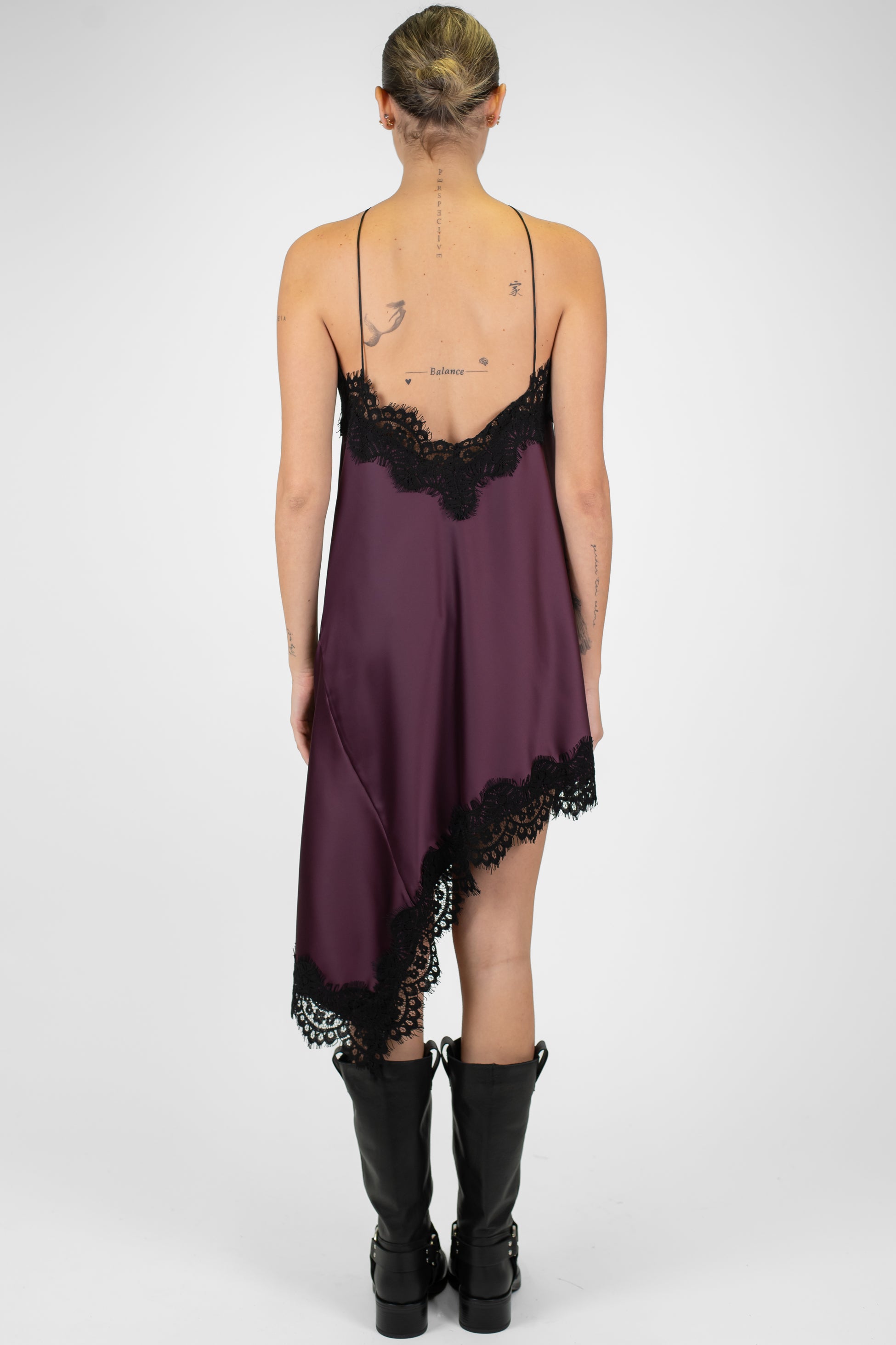 Motel - Abito corto in satin con profili in pizzo e asimmetria laterale