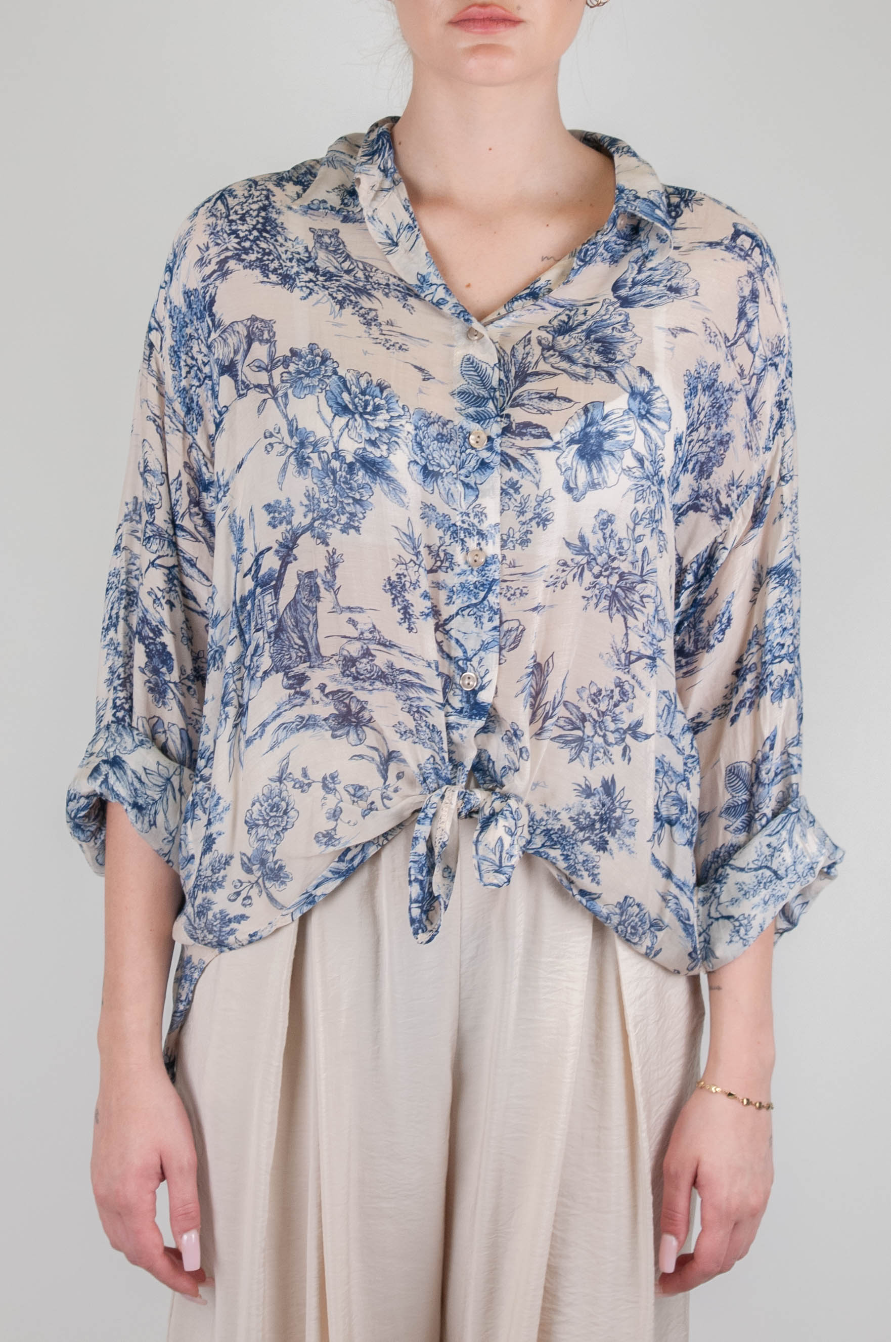 Tension in - Patterned silk blend shirt with knot at the bottom