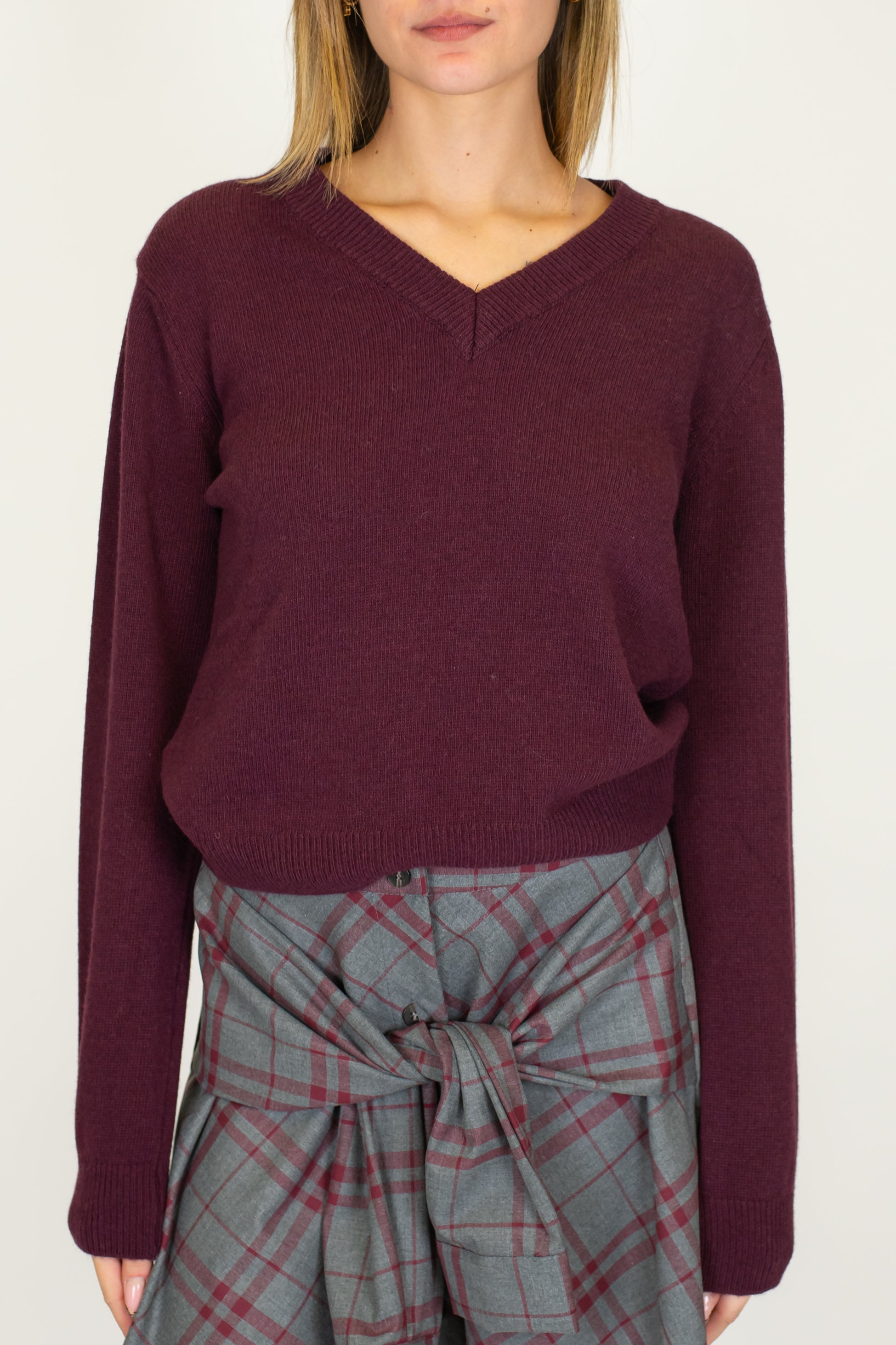 Tensione in - Maglia scollo a V in misto lana e cashmere