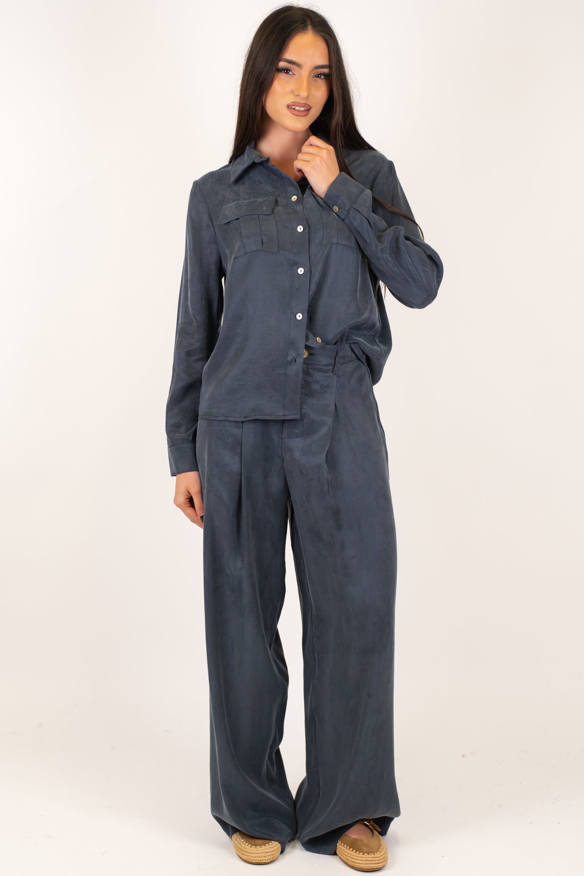 Tensione in - Pantalone palazzo in lyocell effetto seta con elastico sul retro