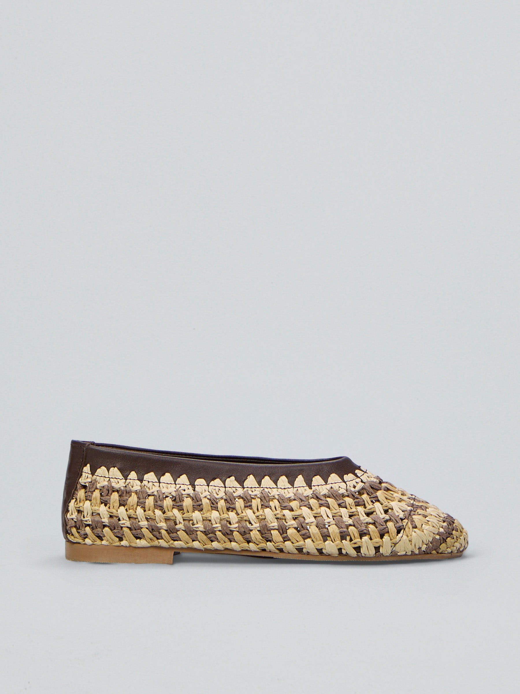 Ovyé - Ballerina in rafia con colore a contrasto