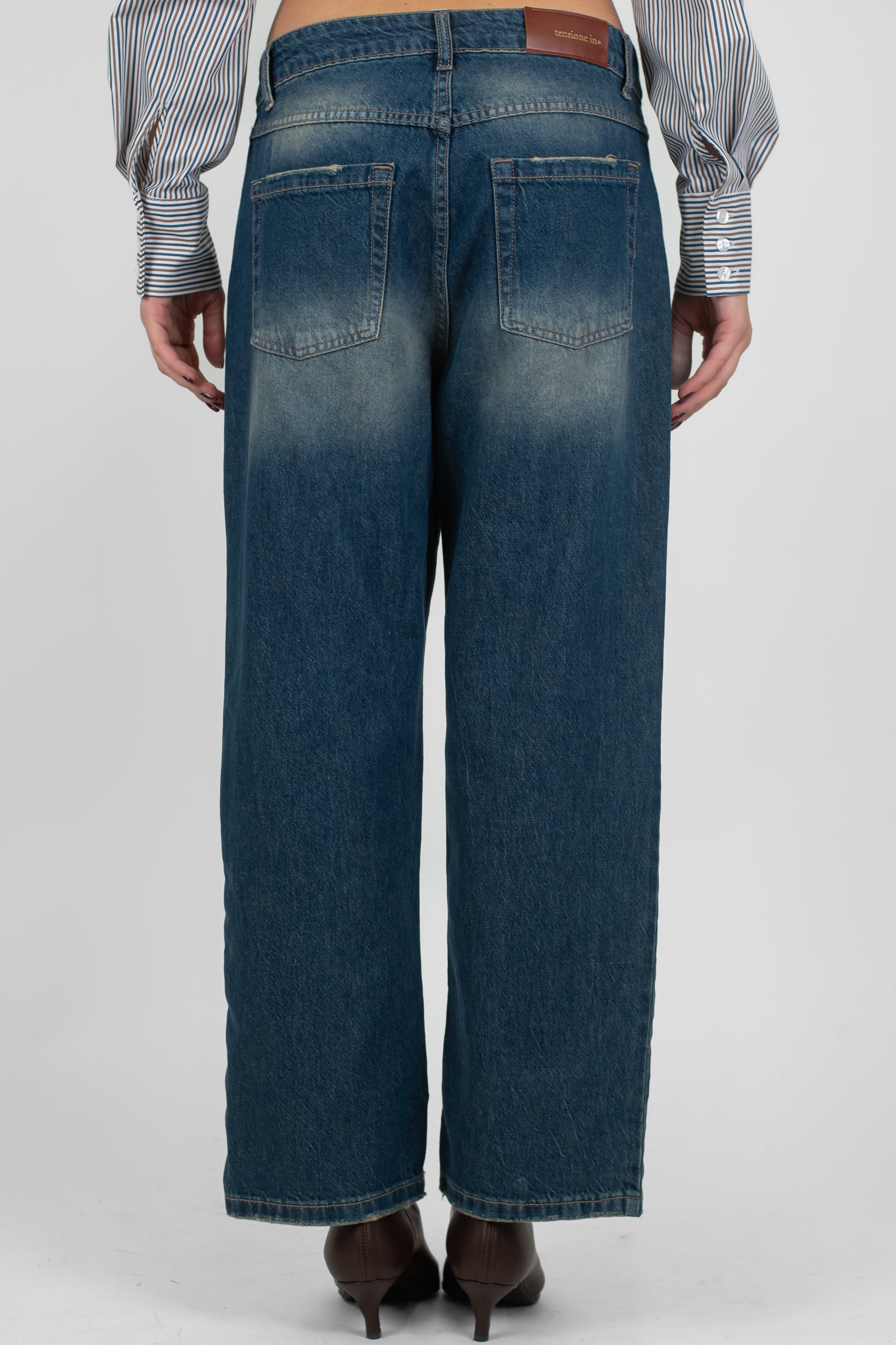 Tensione in - Jeans regular modello Tom lavaggio scuro