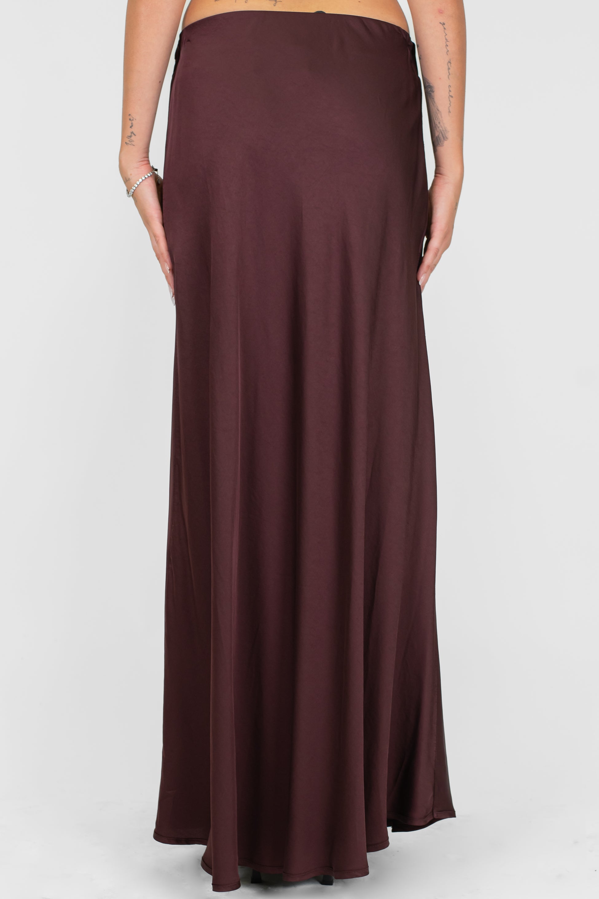 Tensione in - Gonna in viscosa con elastico in vita