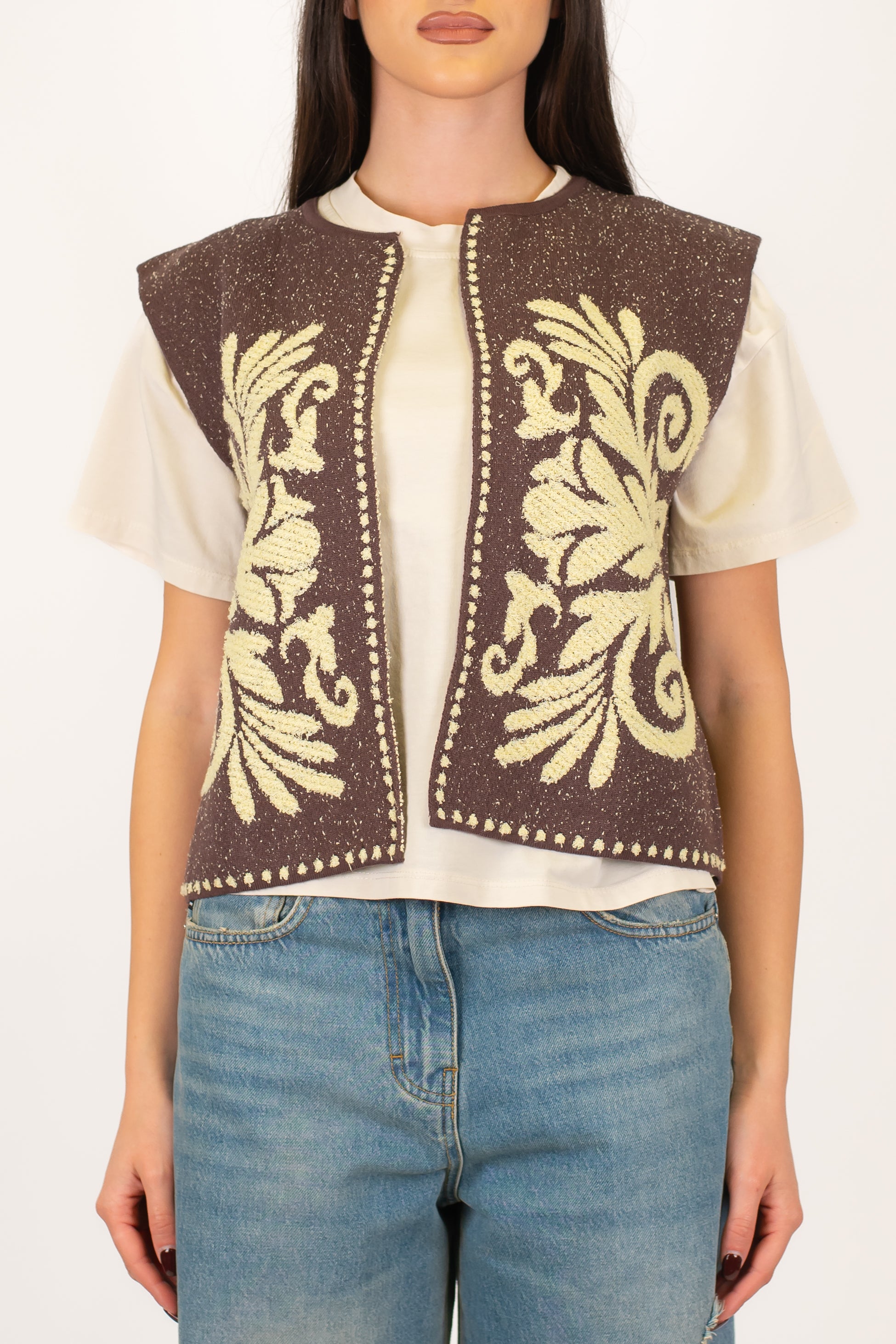 Tensione in - Gilet aperto con fantasia arabesque a contrasto