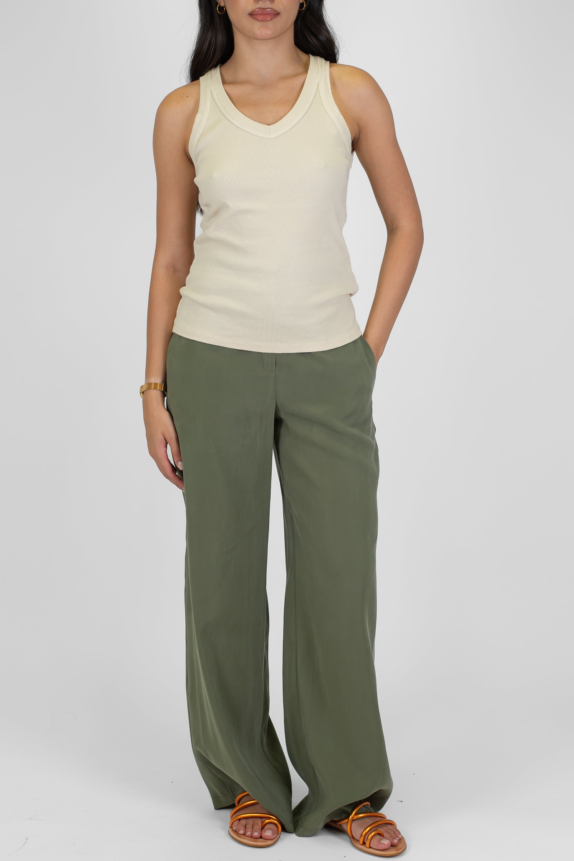 Tensione in - Pantalone palazzo in modal con elastico sul retro