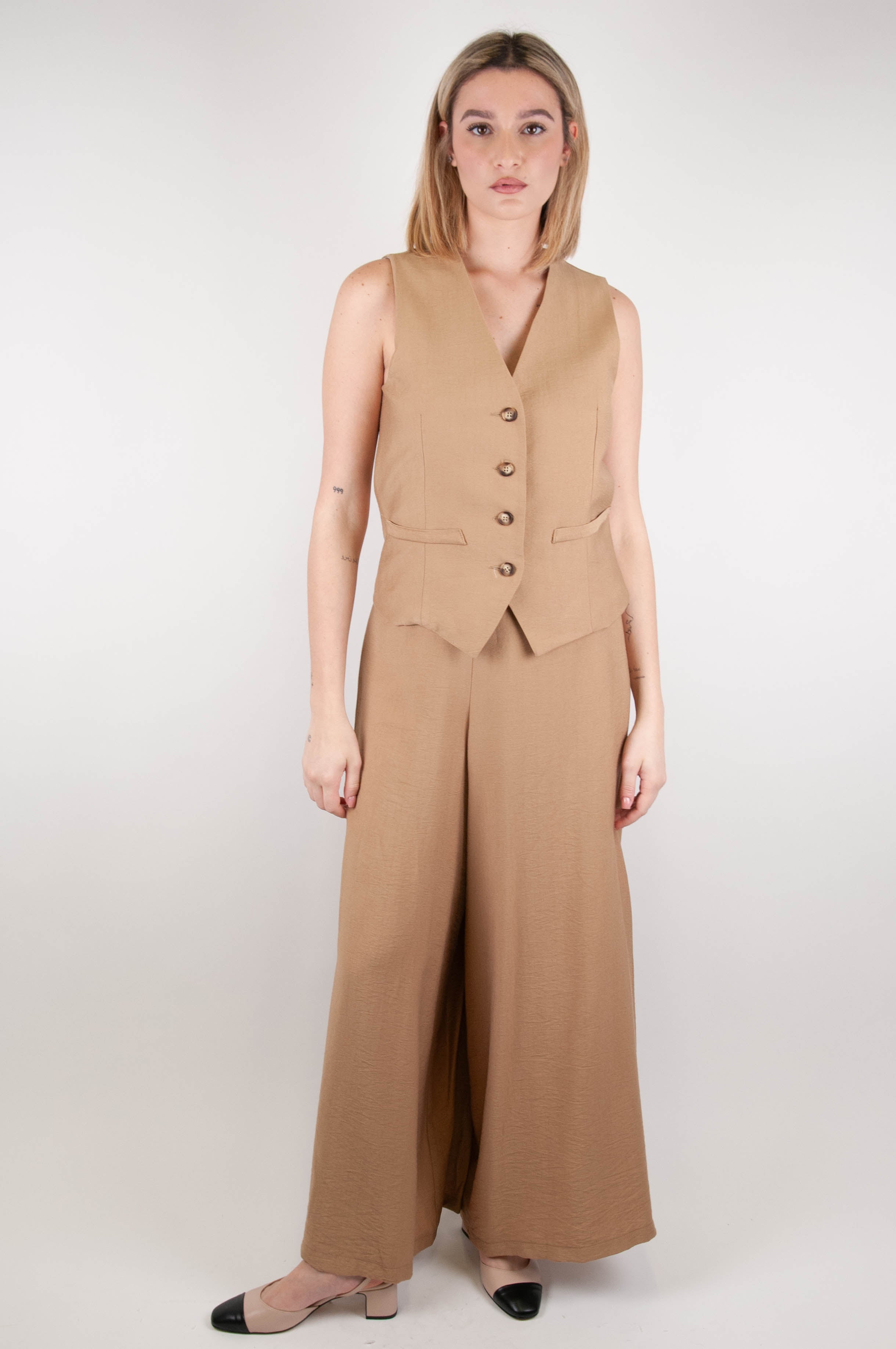 Motel - Coordinated vest and palazzo trousers with elastic waist