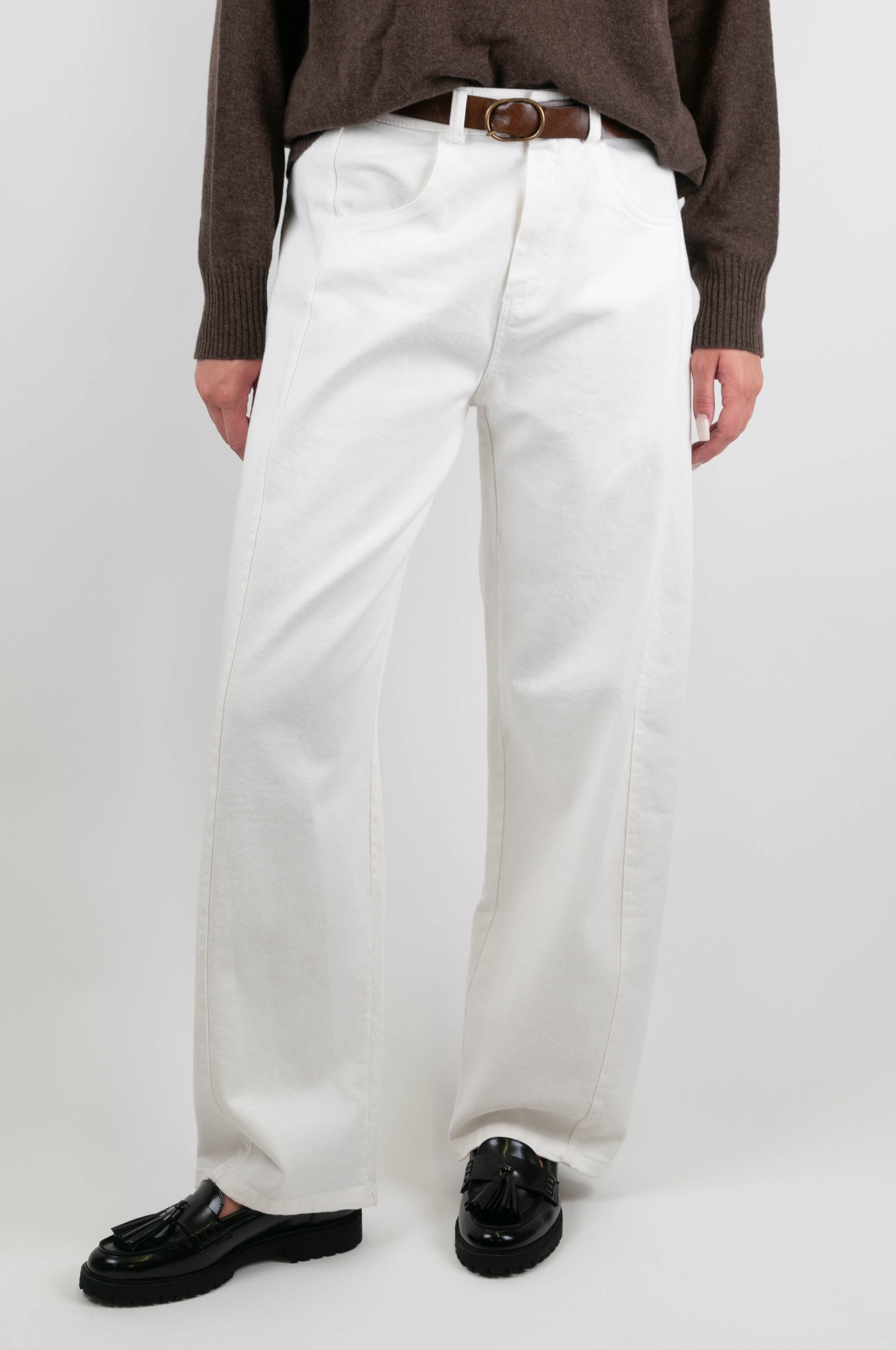 Tensione in - Pantalone regular con quattro tasche