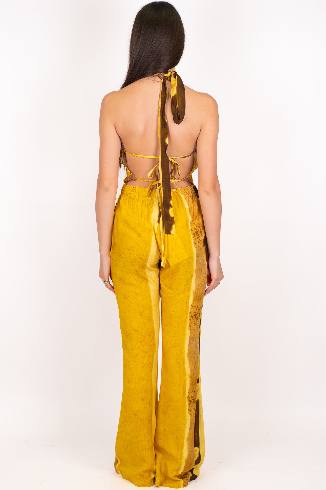 Haveone - Coordinato in viscosa fantasia astratta con top fazzoletto con frange e scollatura sul retro e pantalone palazzo con elastico in vita