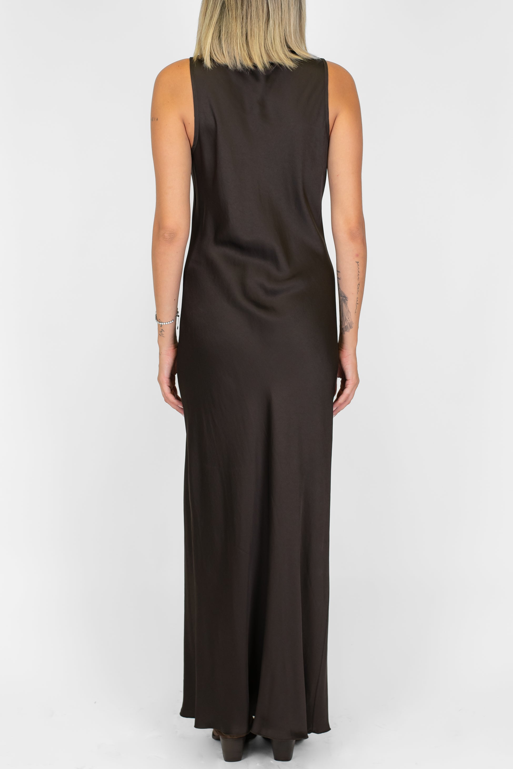 Tensione in - Abito lungo giromaniche in viscosa