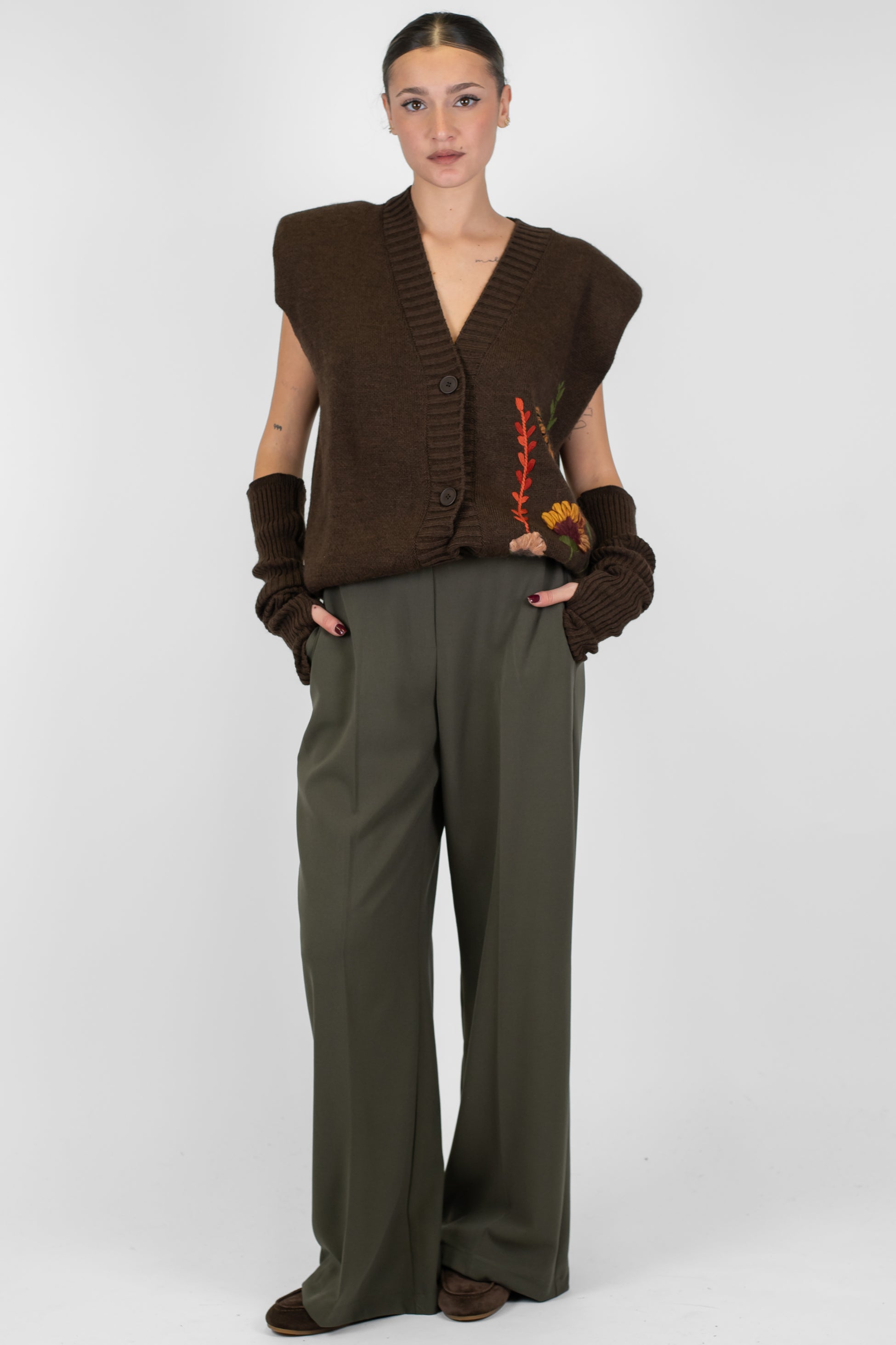 Tensione in - Pantalone palazzo con elastico sul retro