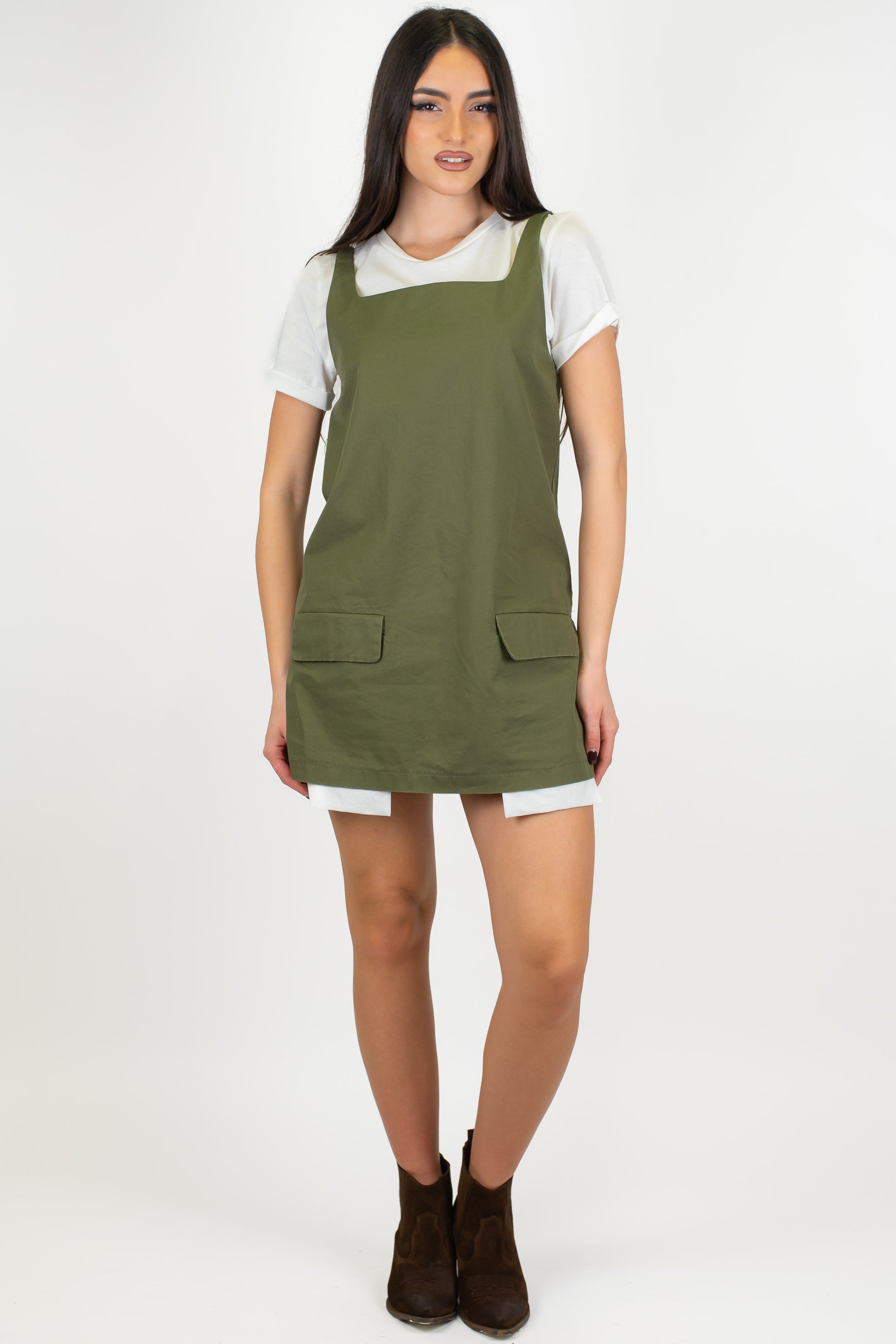 Tensione in - Abito corto in cotone con t-shirt basic