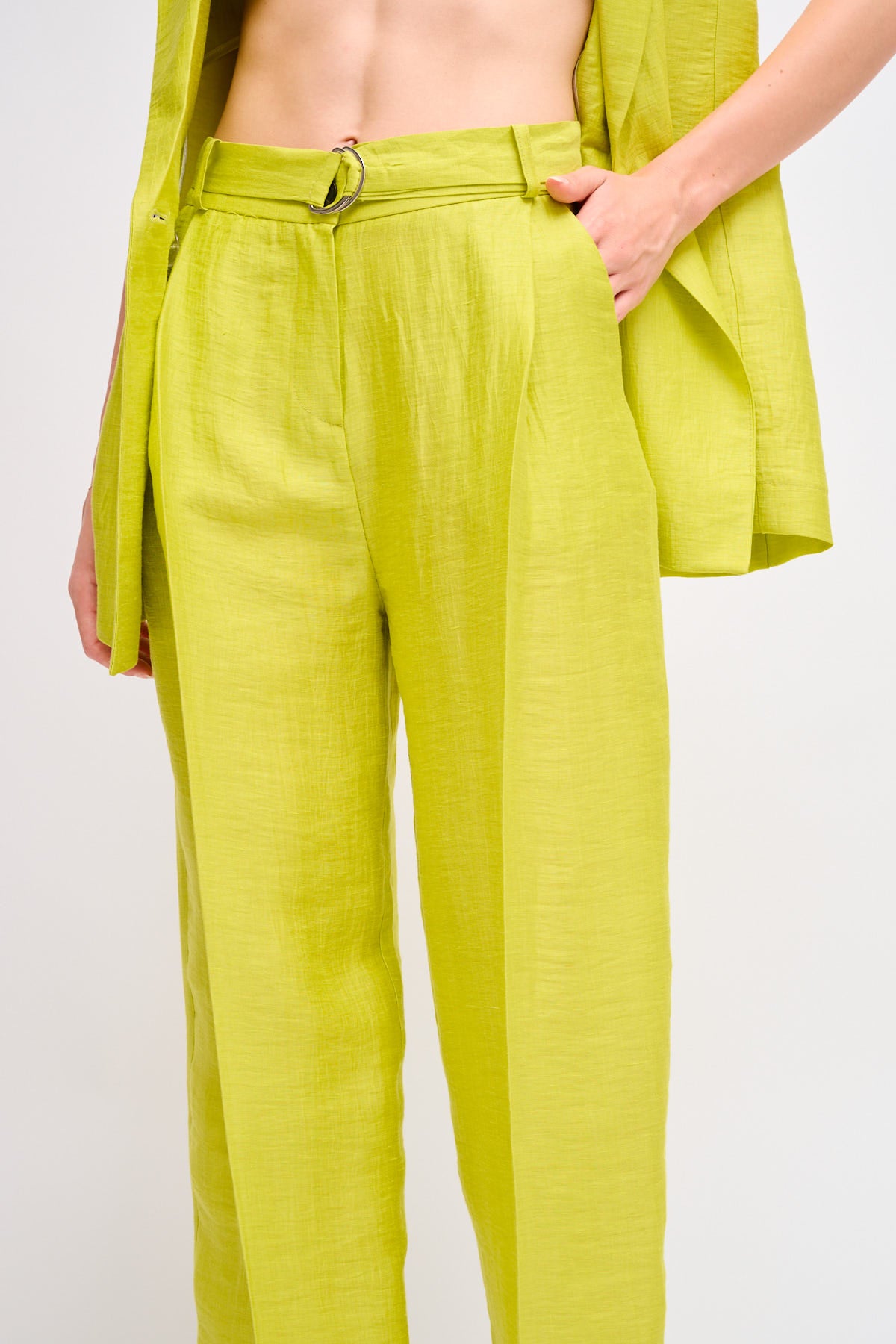 Maryley - Pantalone regular in misto lino con pinces e cintura in tessuto