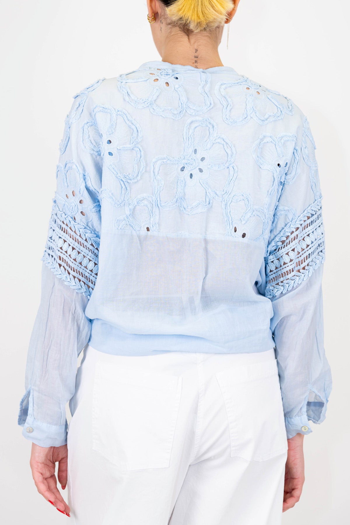 Motel - Camicia in mussola di cotone con ricami in crochet e collo coreano