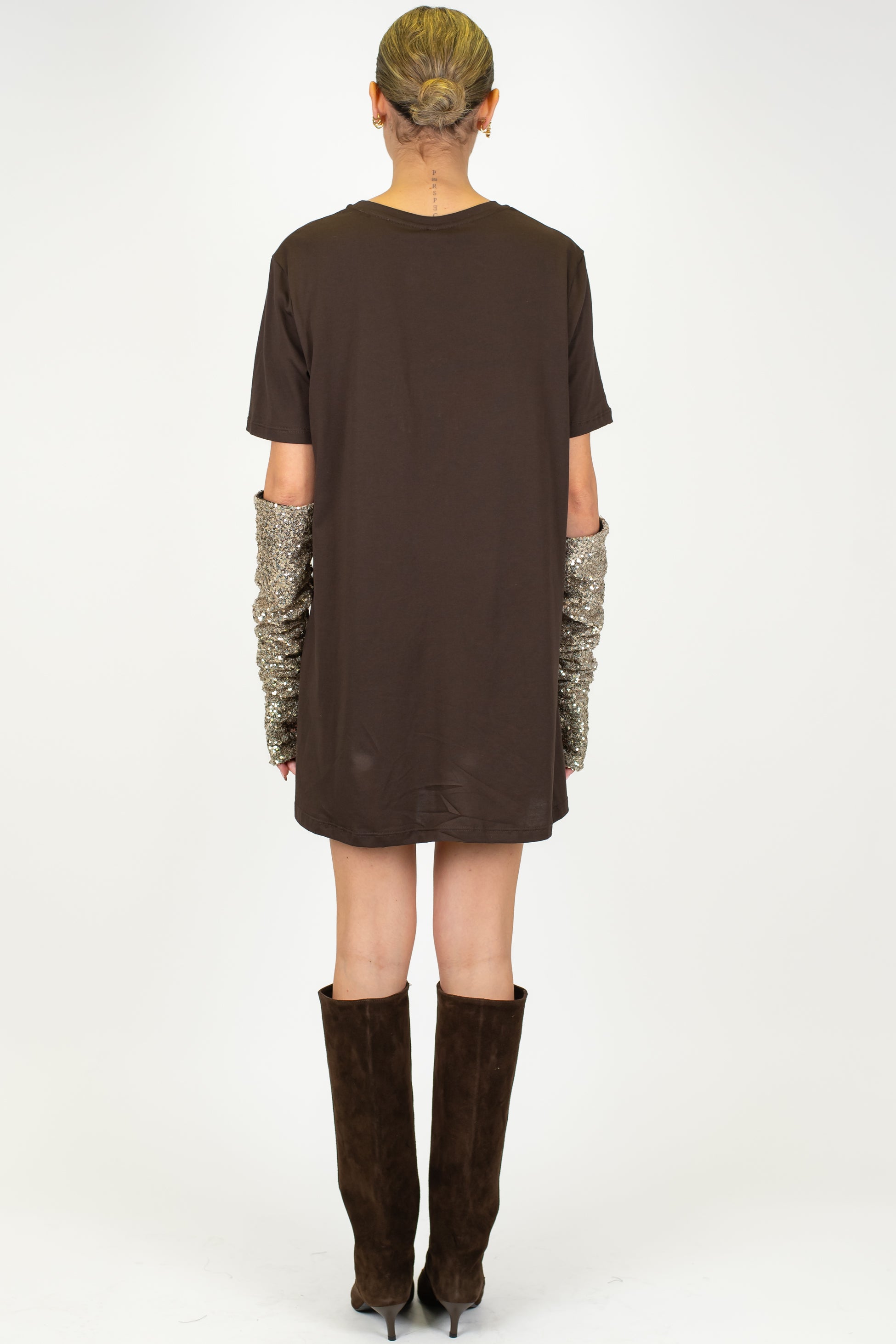 Tensione in - Abito con maniche paillettes