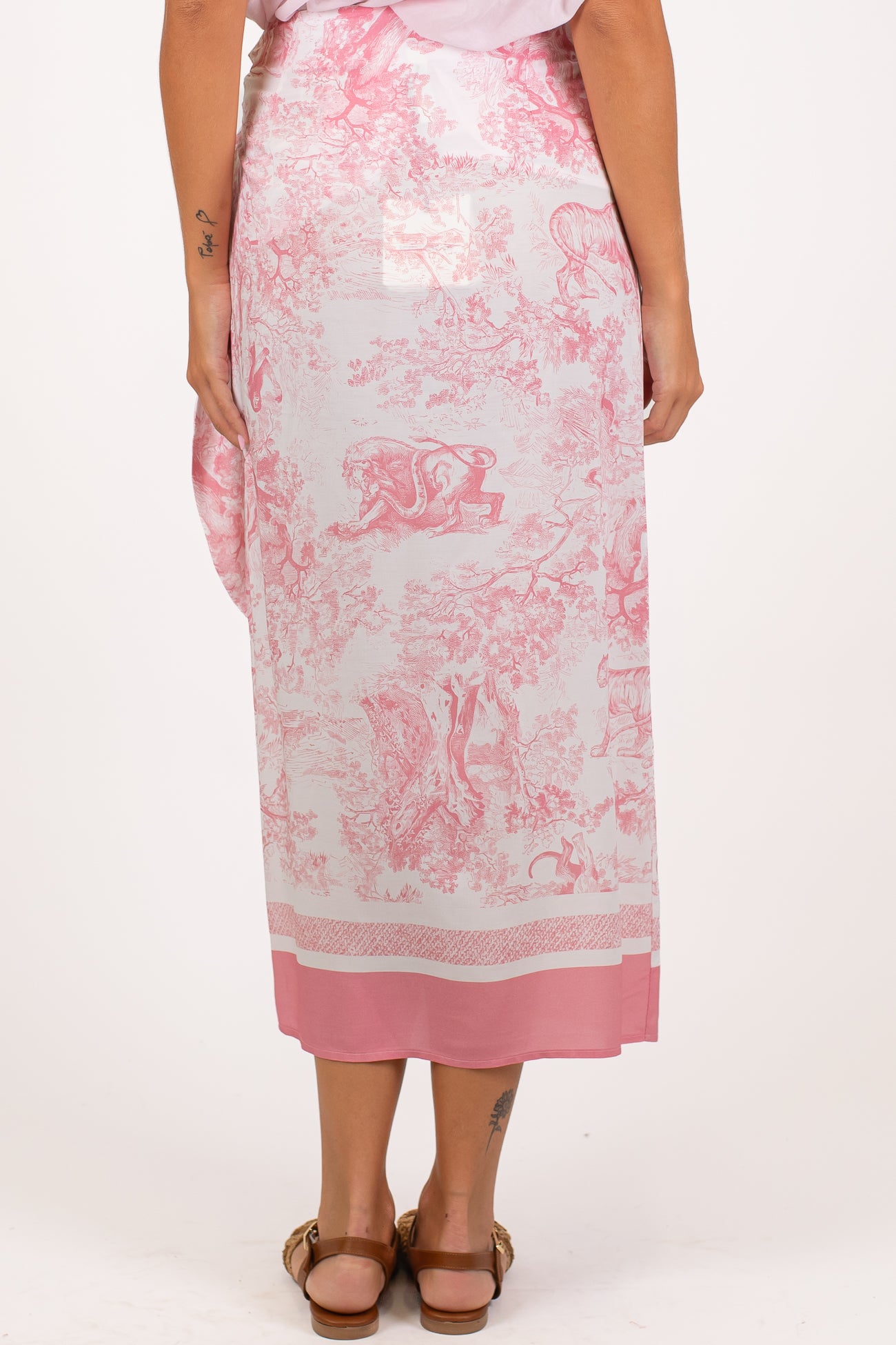 Tensione in - Gonna pareo fantasia toile de jouy in viscosa leggera