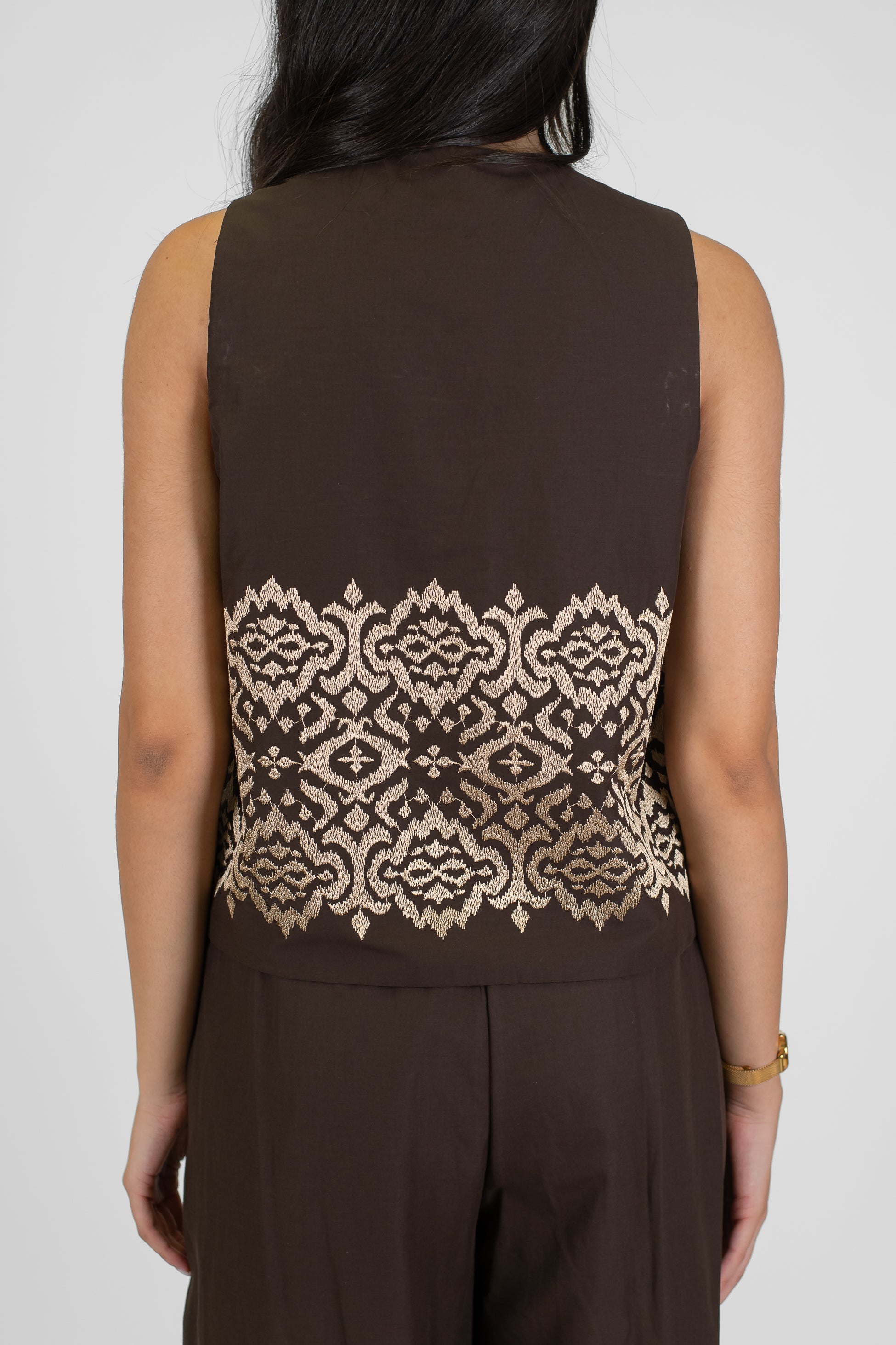 Motel - Coordinato gilet e pantalone palazzo con ricami a contrasto e coulisse