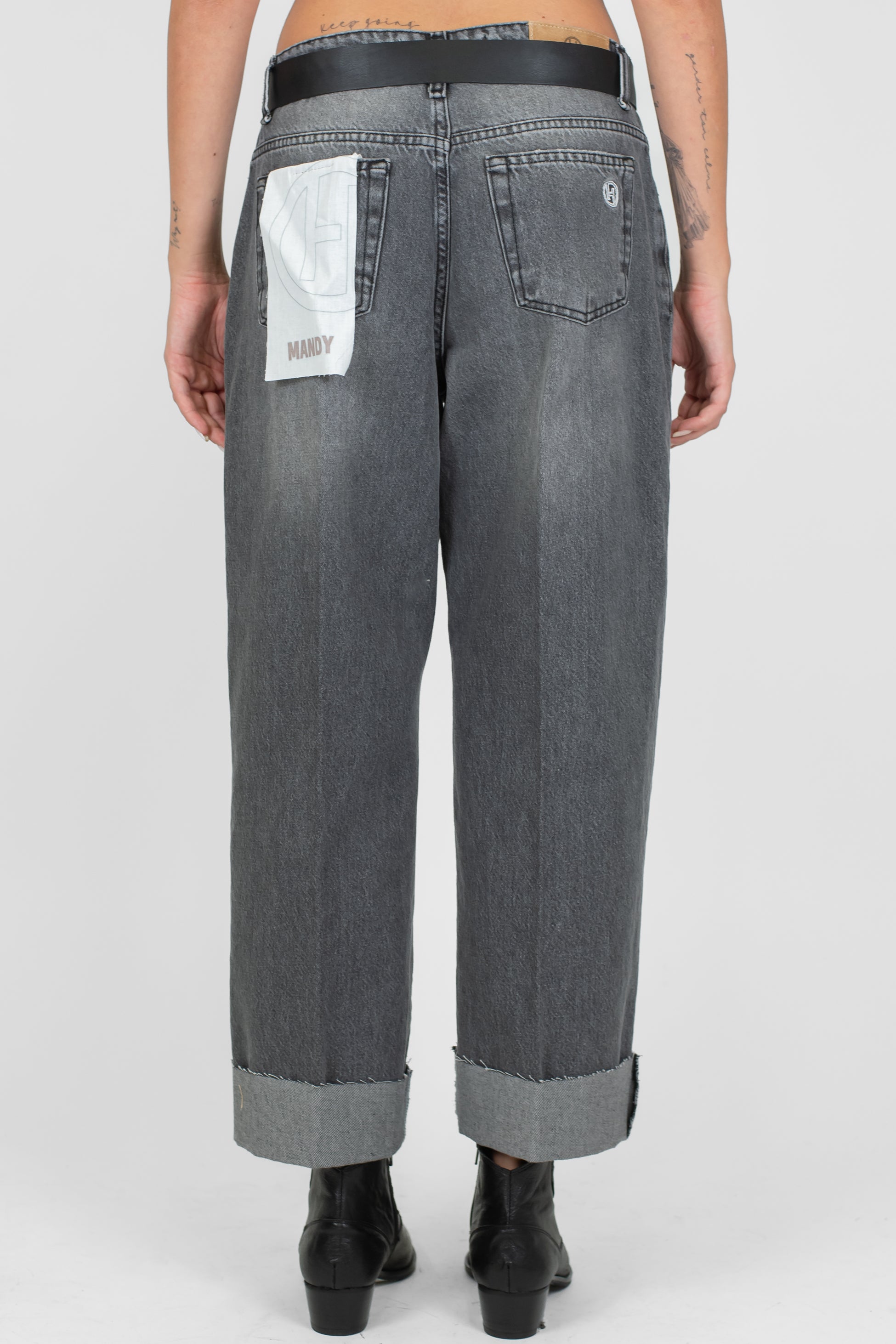 Haveone - Jeans modello Mandy lavaggio scuro con risvolto ampio sul fondo