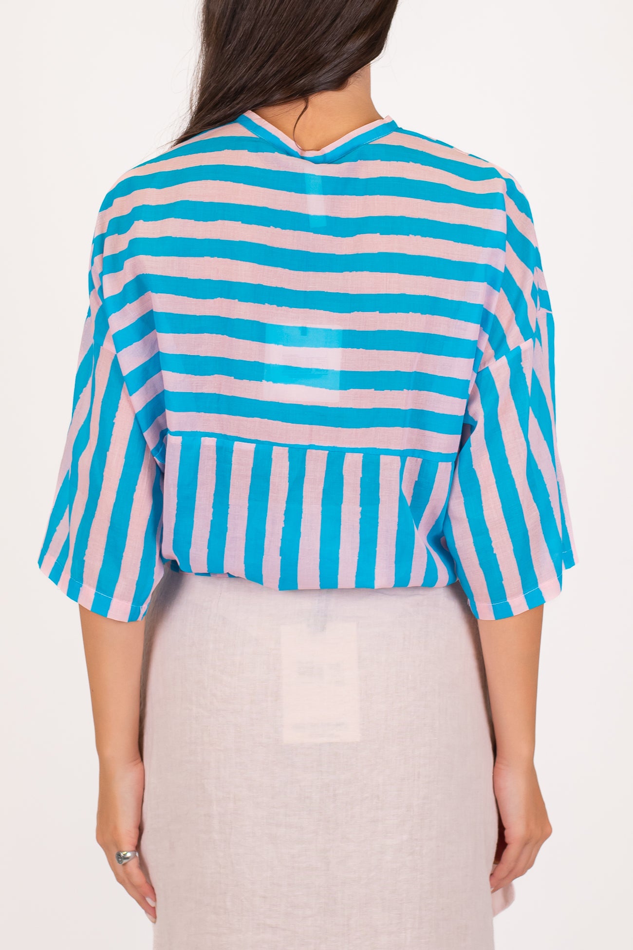 Tensione in - Camicia in mussola di cotone fantasia righe