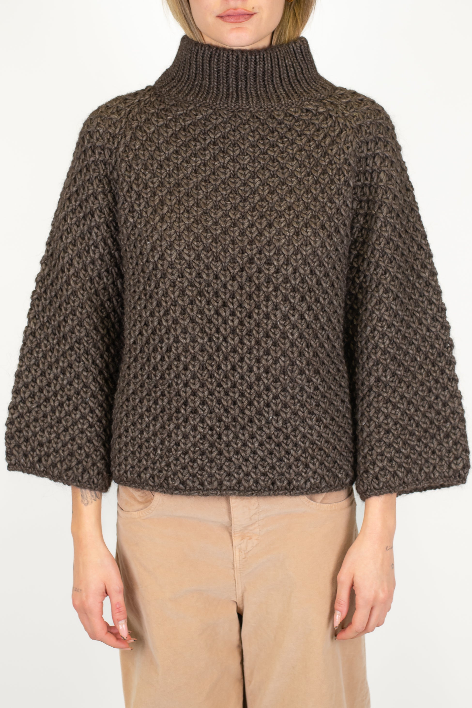 Kontatto - Maglia scollo cratere in misto lana con manica a campana