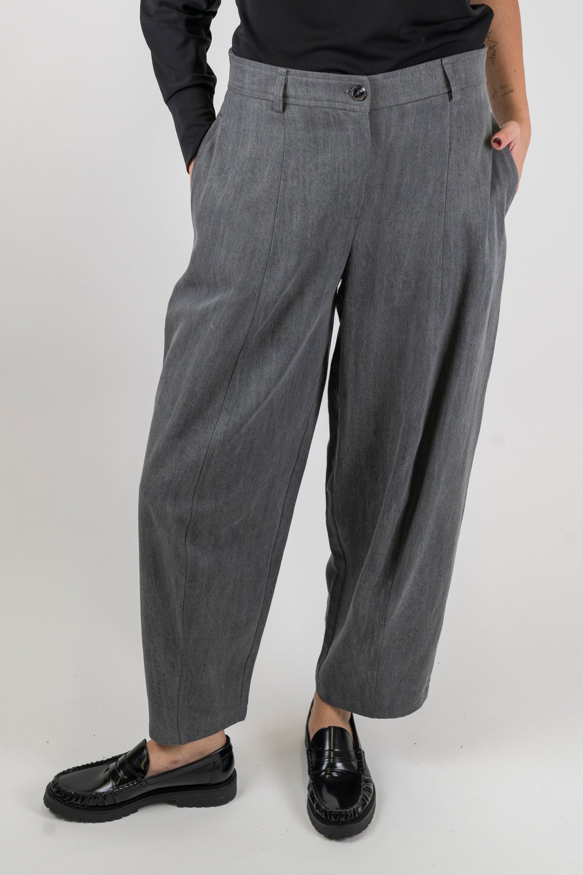 Haveone - Pantalone carrot con tasche taglio americano