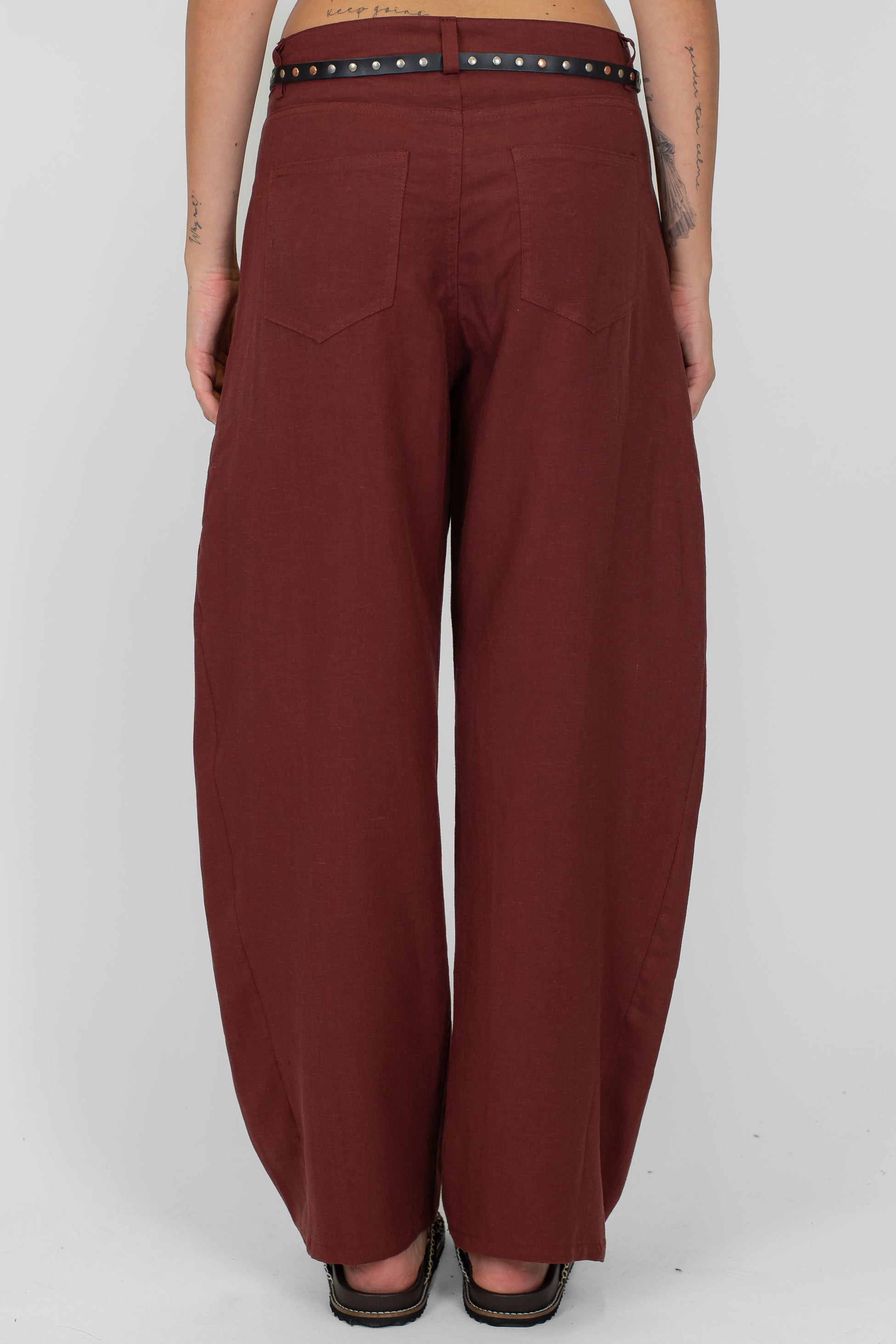 Tensione in - Pantalone balloon in viscosa/lino con cintura in vita