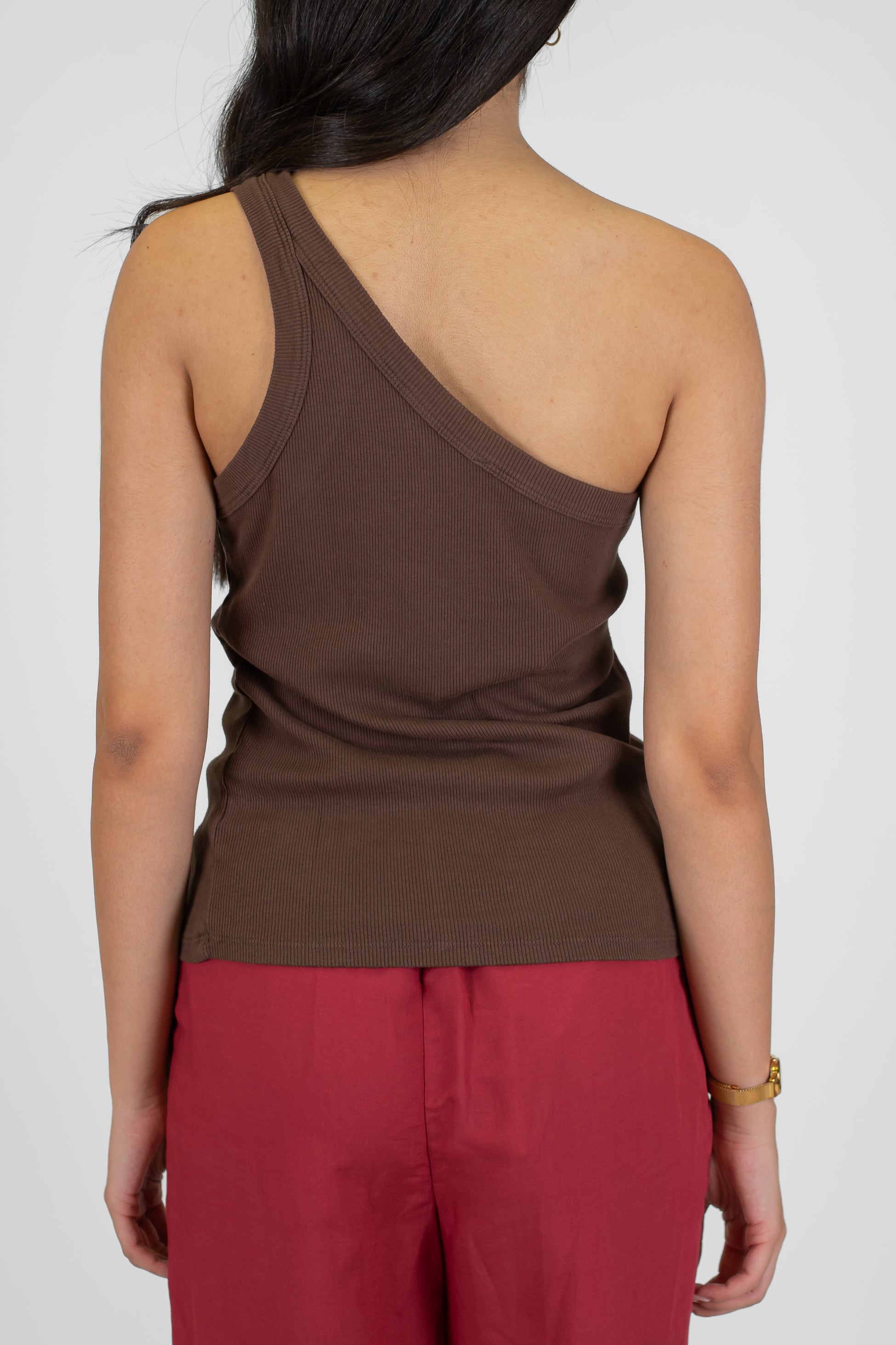 Tensione in - Top monospalla a costine in cotone