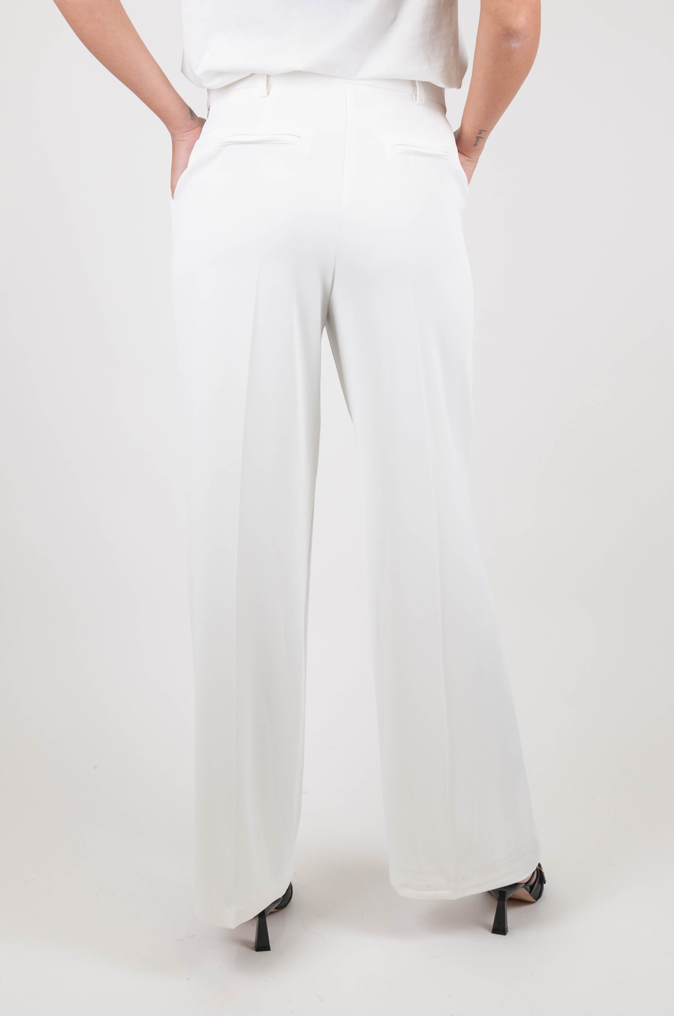 Tension in - Palazzo trousers in fluid fabric