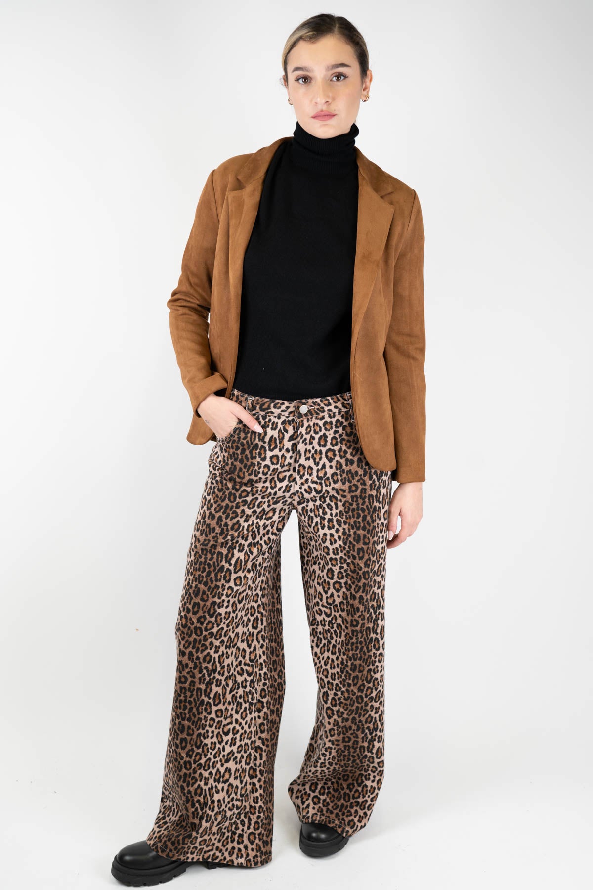 Tensione in - Pantalone palazzo fantasia animalier