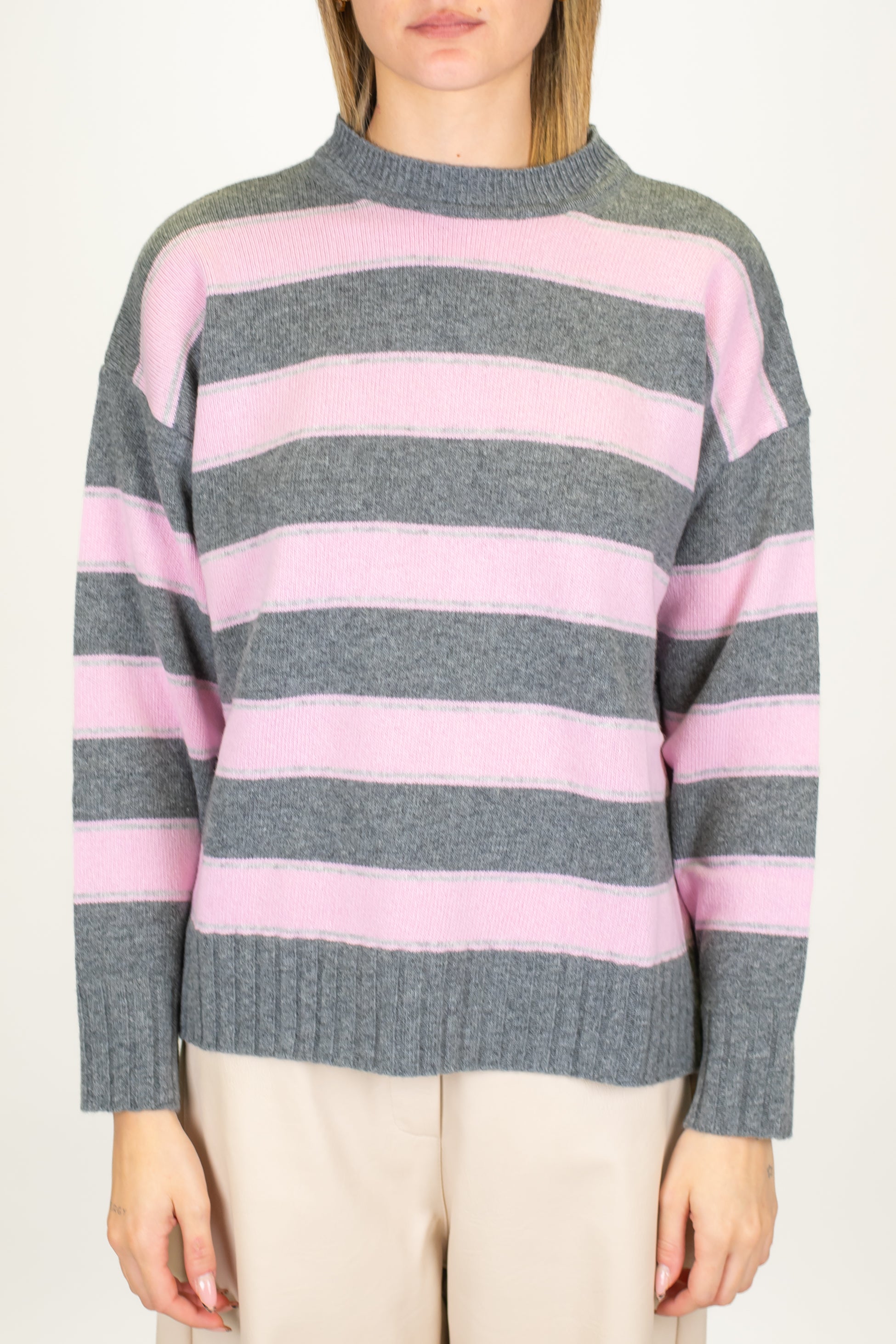 Tensione in - Maglia girocollo a righe in pura lana