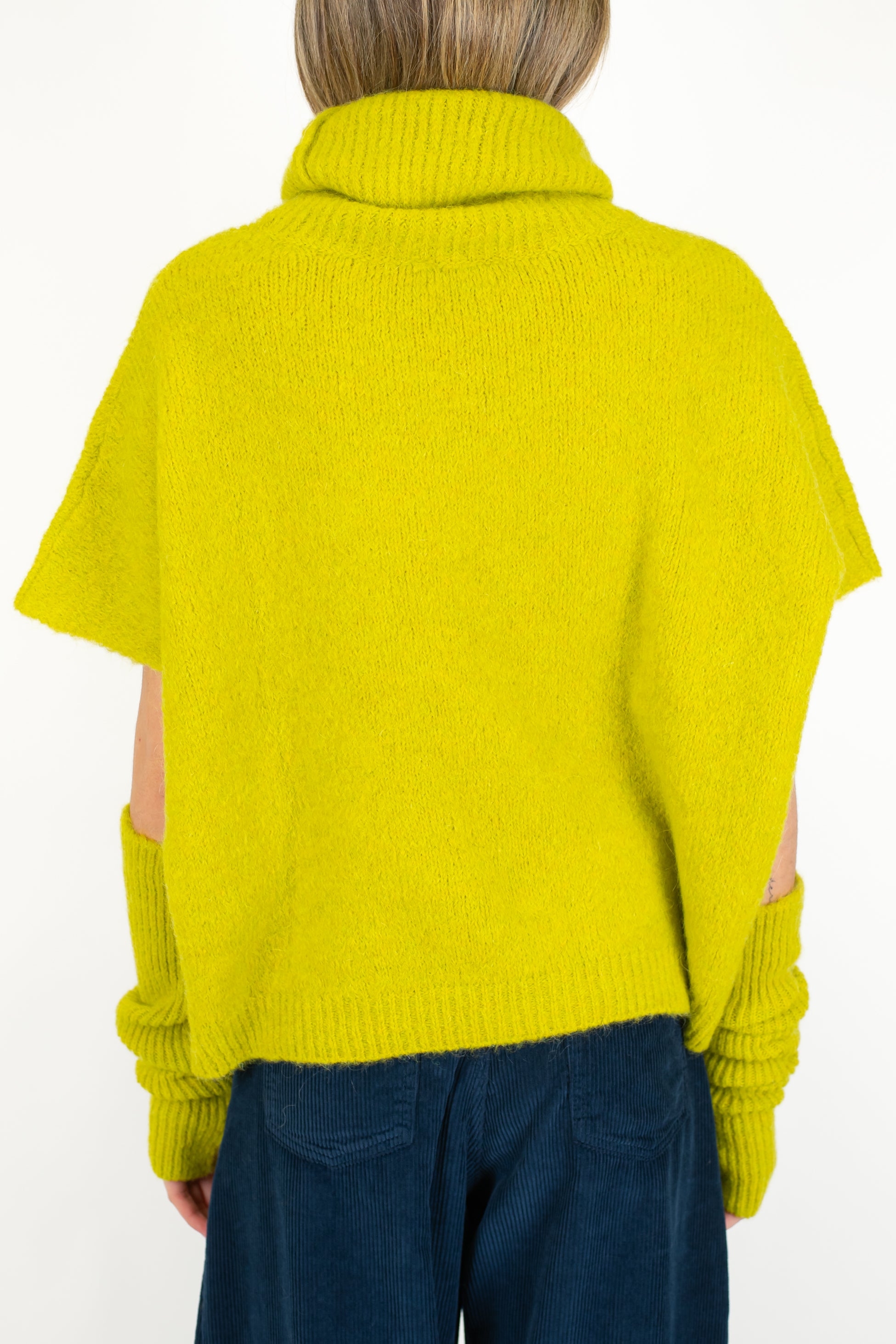 Motel - Dolcevita in misto lana con manicotti