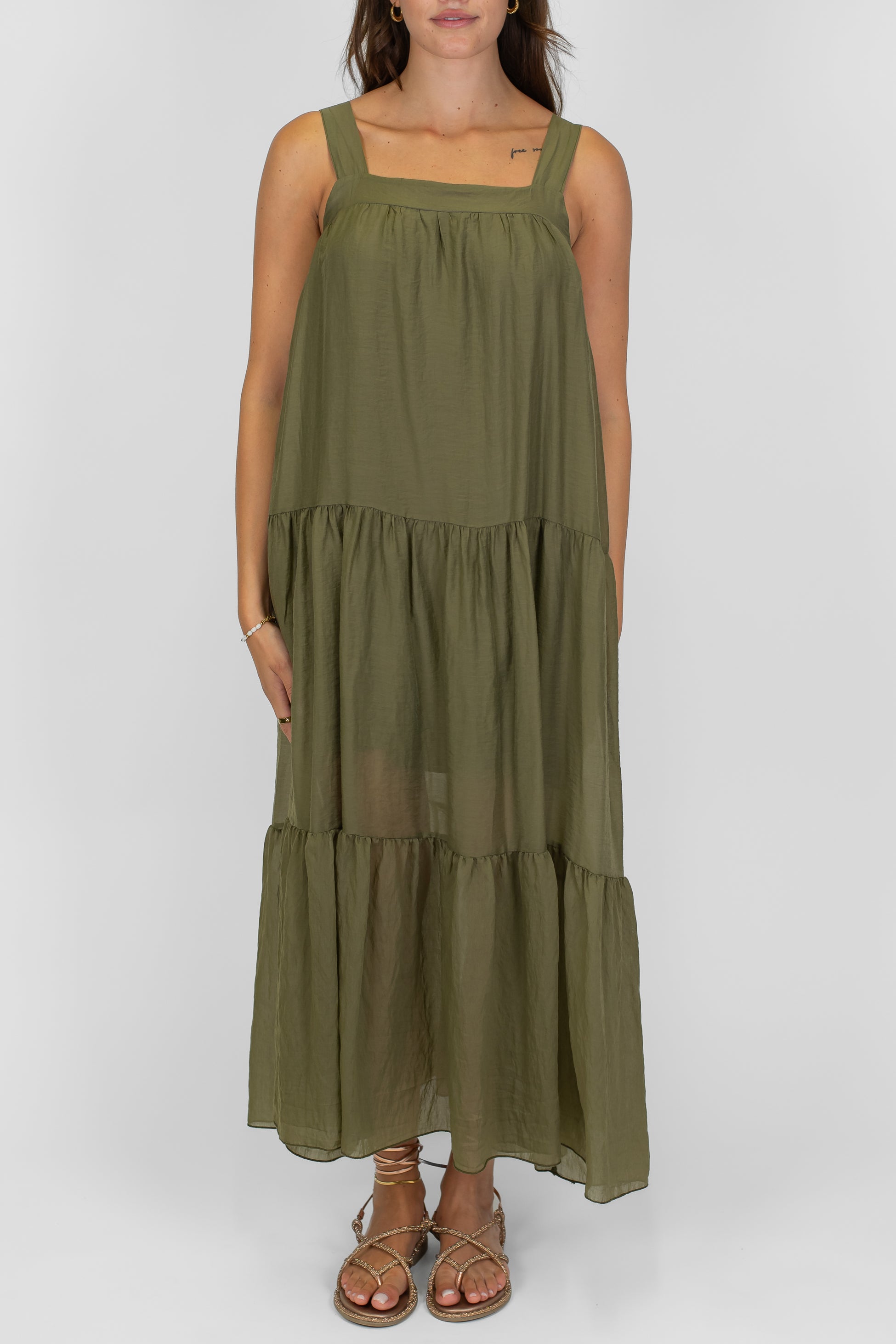 Tensione in - Abito lungo in lyocell con brettelle e balze