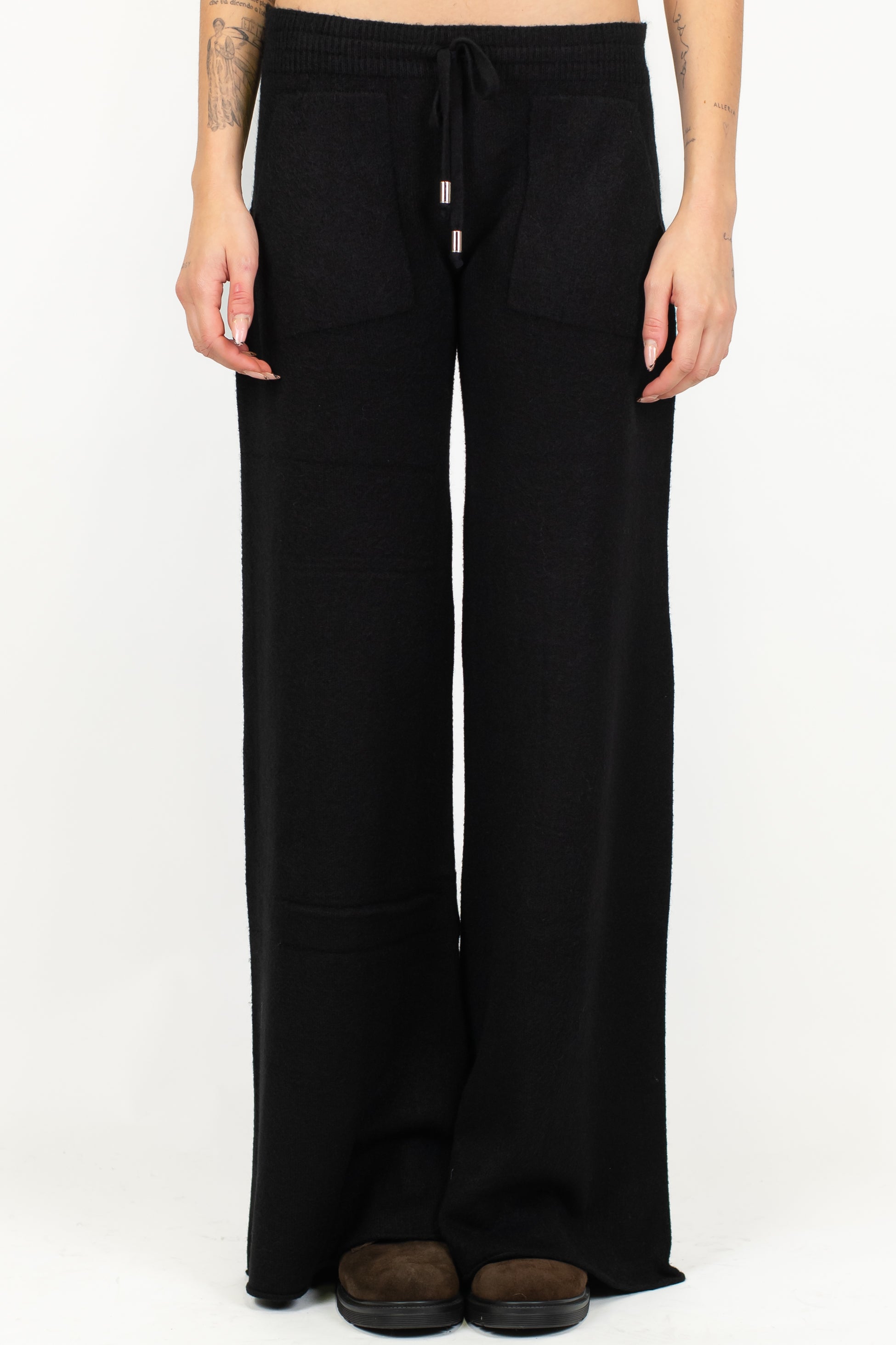 Haveone - Coordinato maglia scollo v e pantalone palazzo con elastico in vita