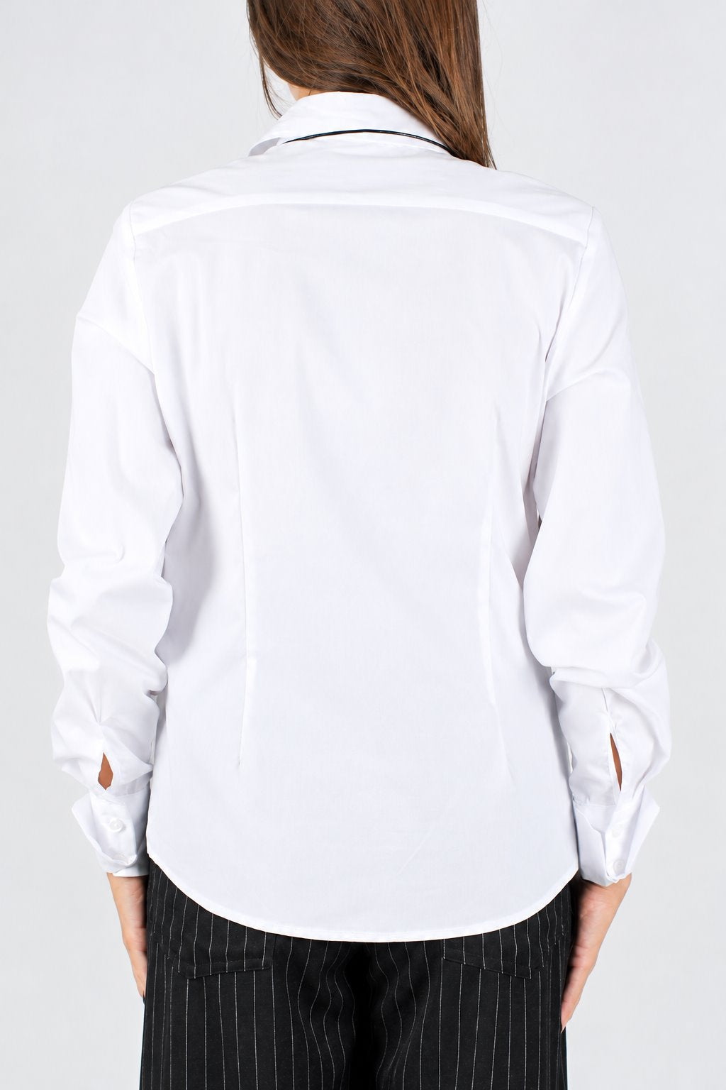 Maryley - Camicia tinta unita con collana western