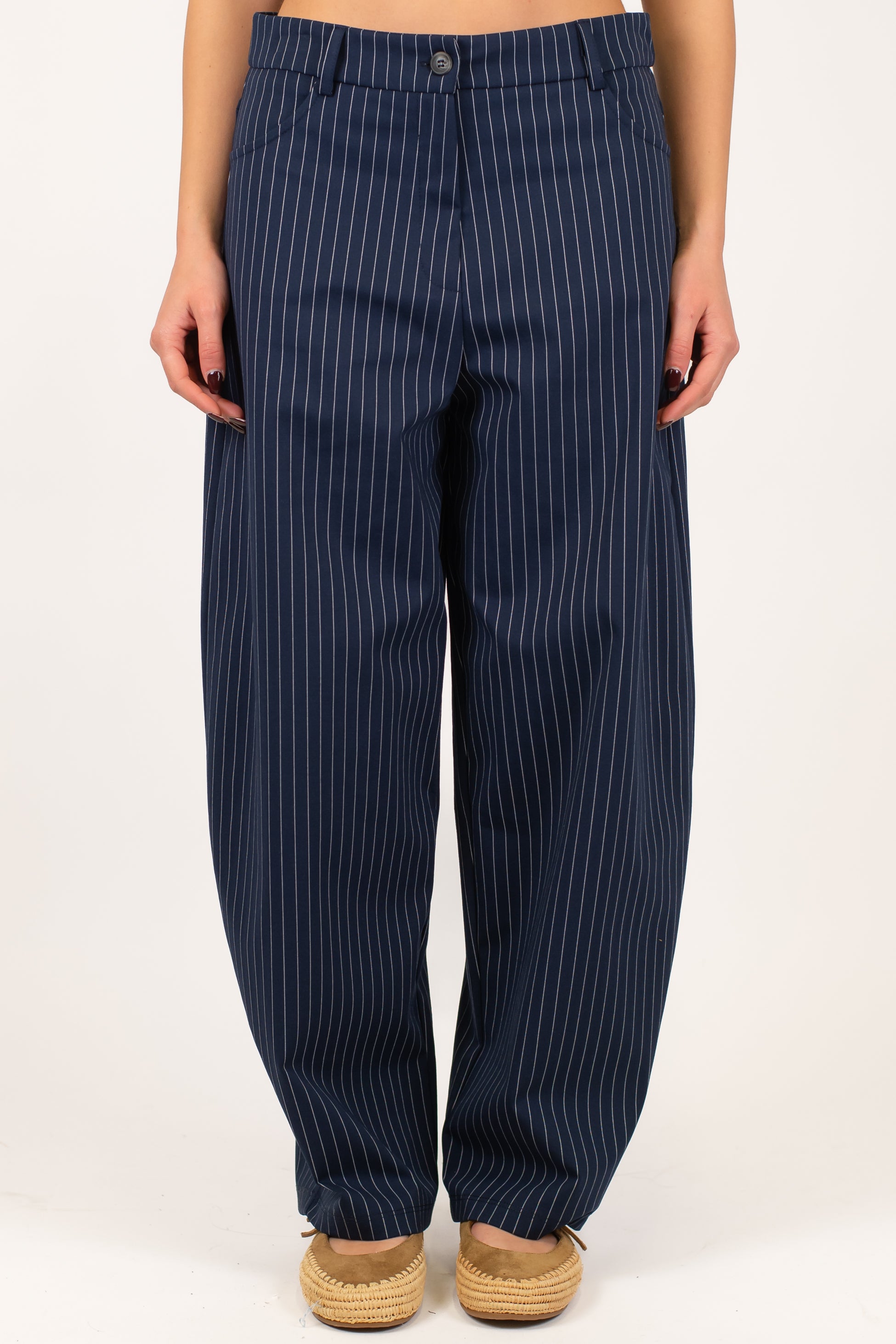 Tensione in - Pantalone balloon gessato