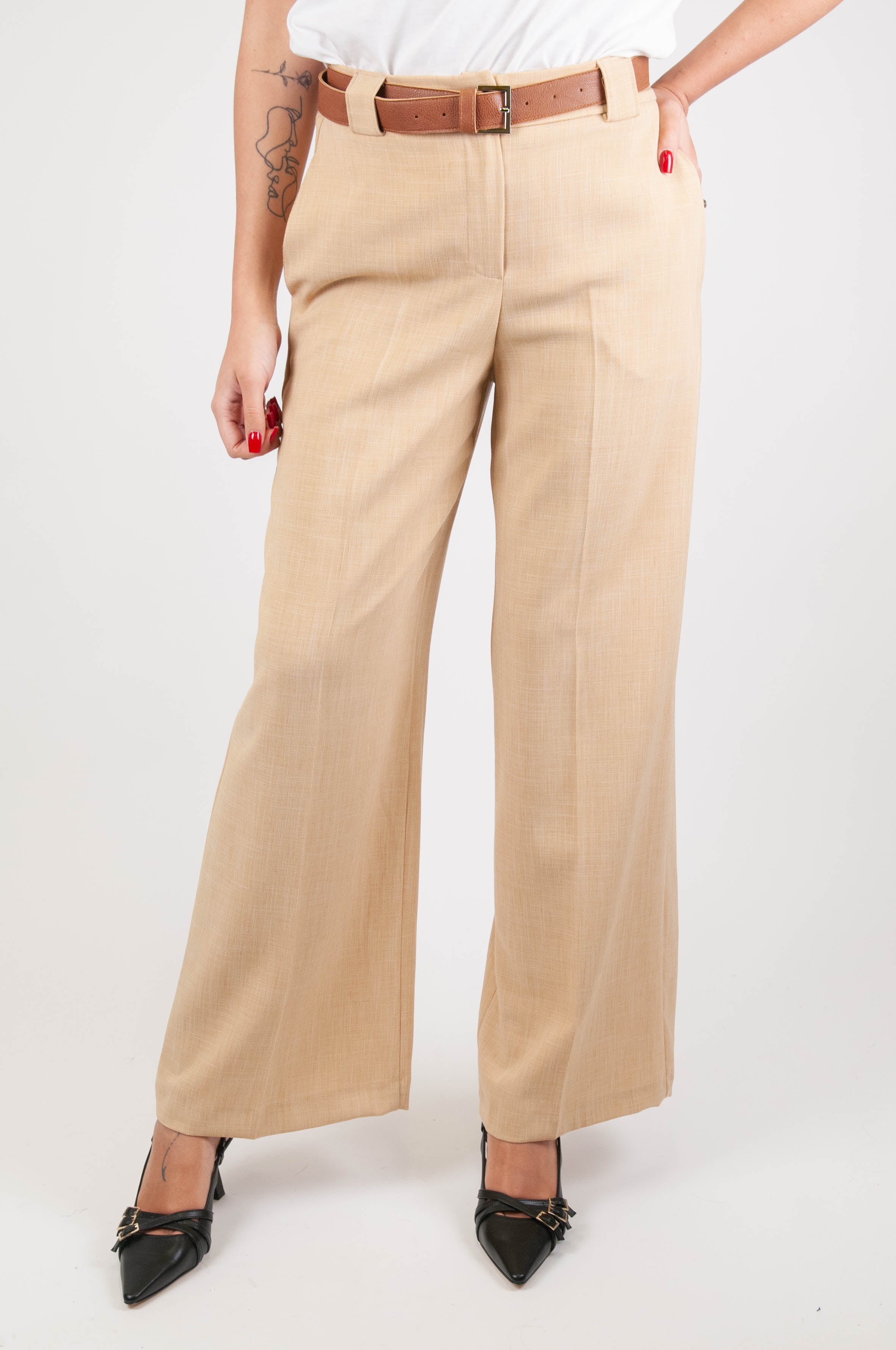 Tension in - Palazzo trousers with ironed crease