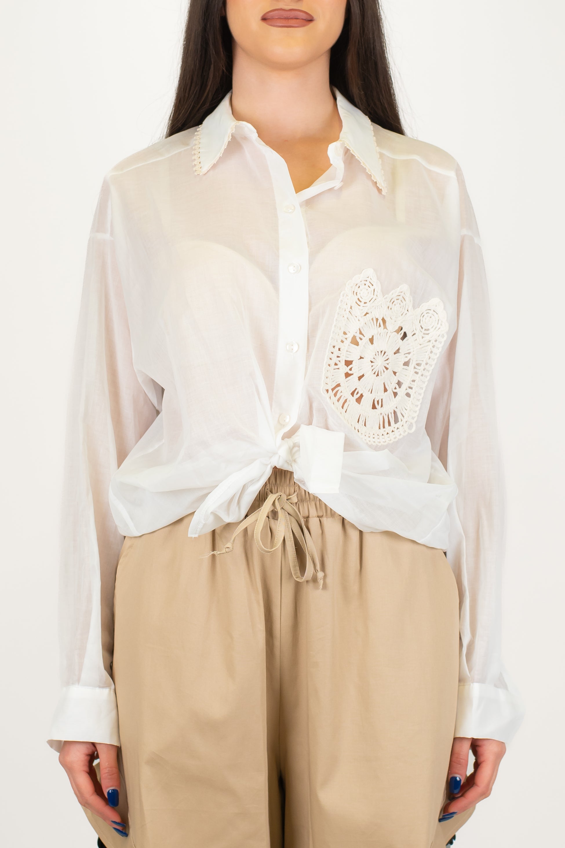 Motel - Camicia in mussola di cotone con tasca in crochet