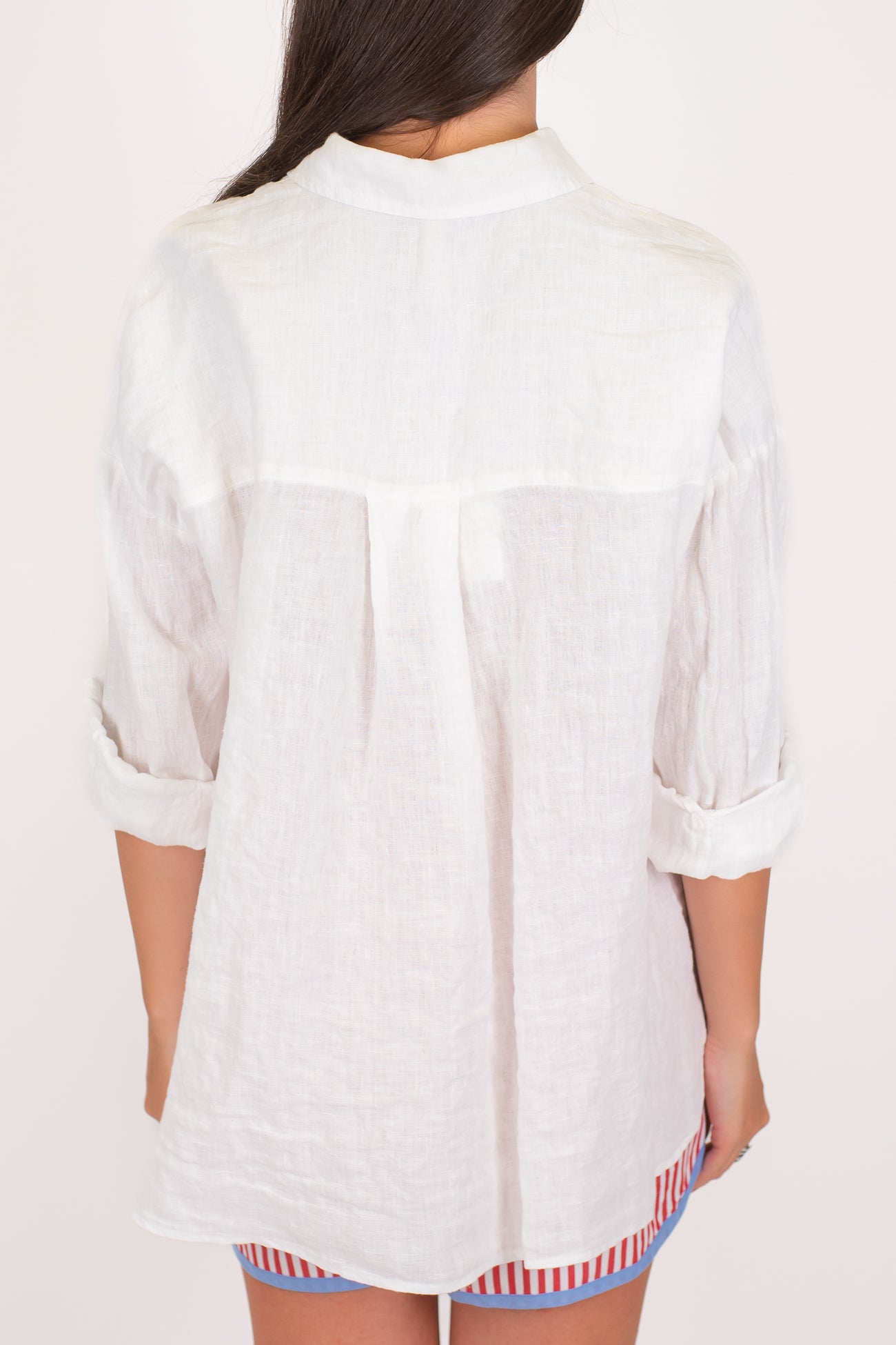 Tensione in - Camicia tinta unita in puro lino