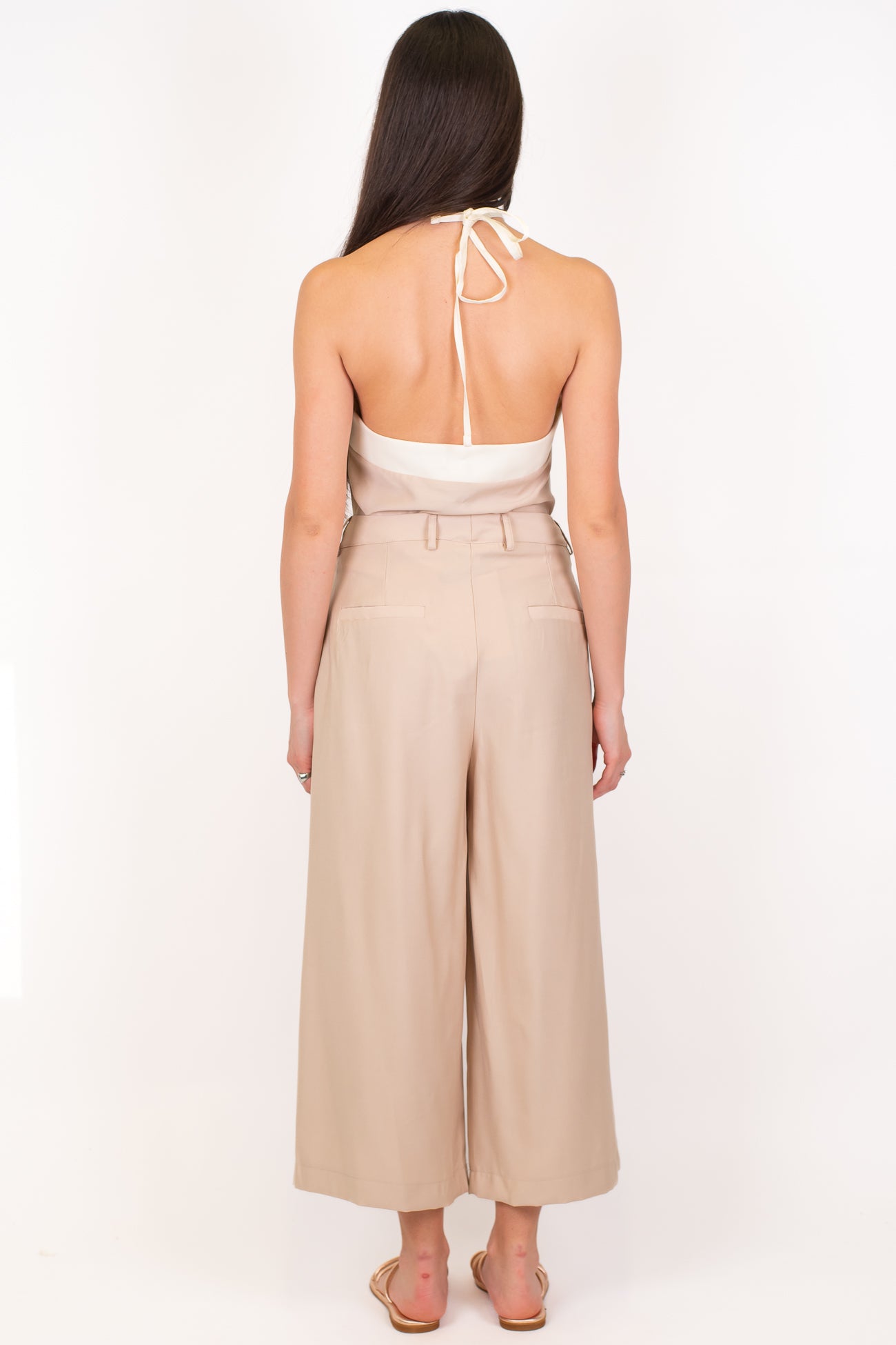 Haveone - Coordinato in viscosa con top scollo americano profilo a contrasto e pantalone crop con pinces